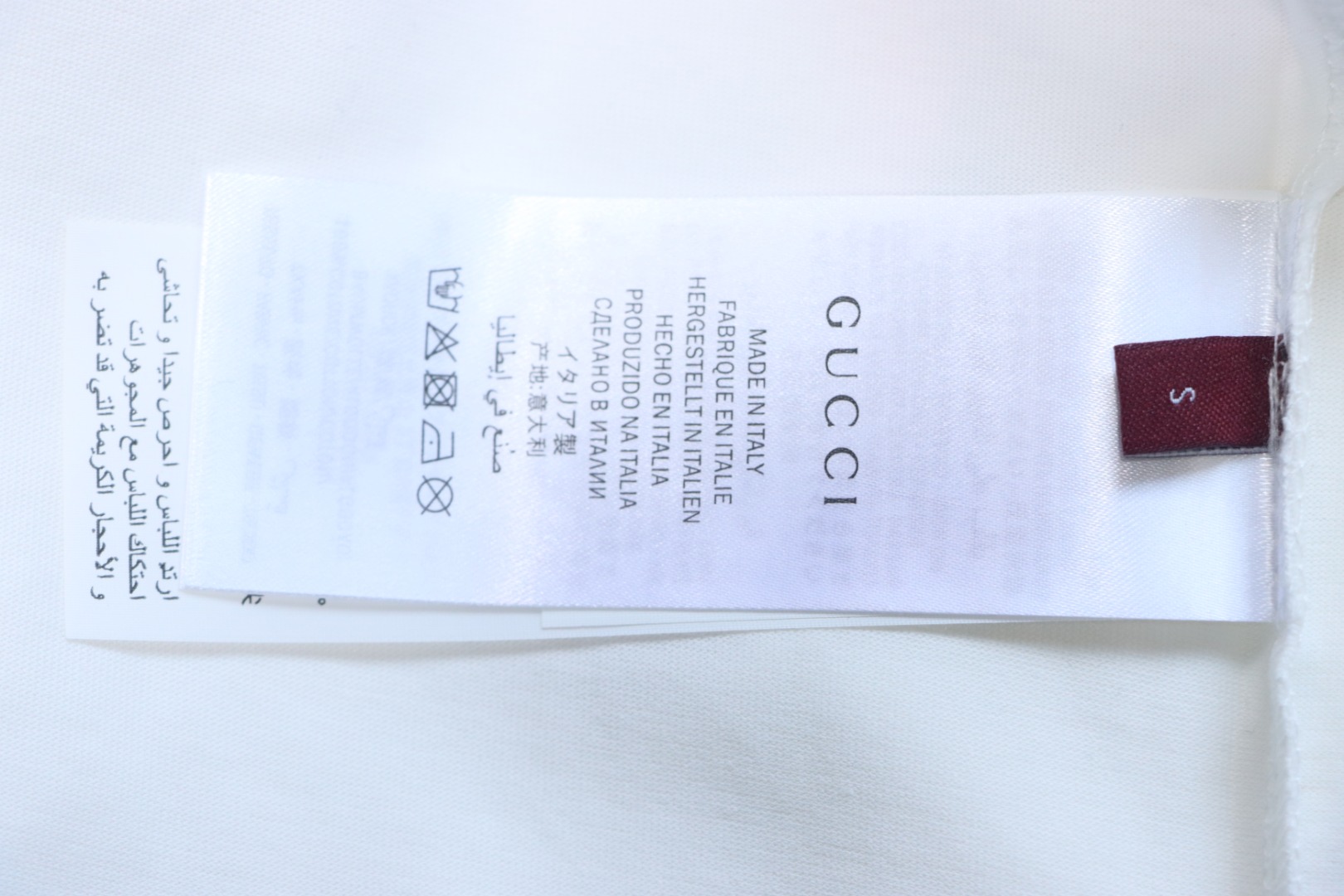 Gucci 25ss red collar and logo contrast foam print short sleeve T-shirt white