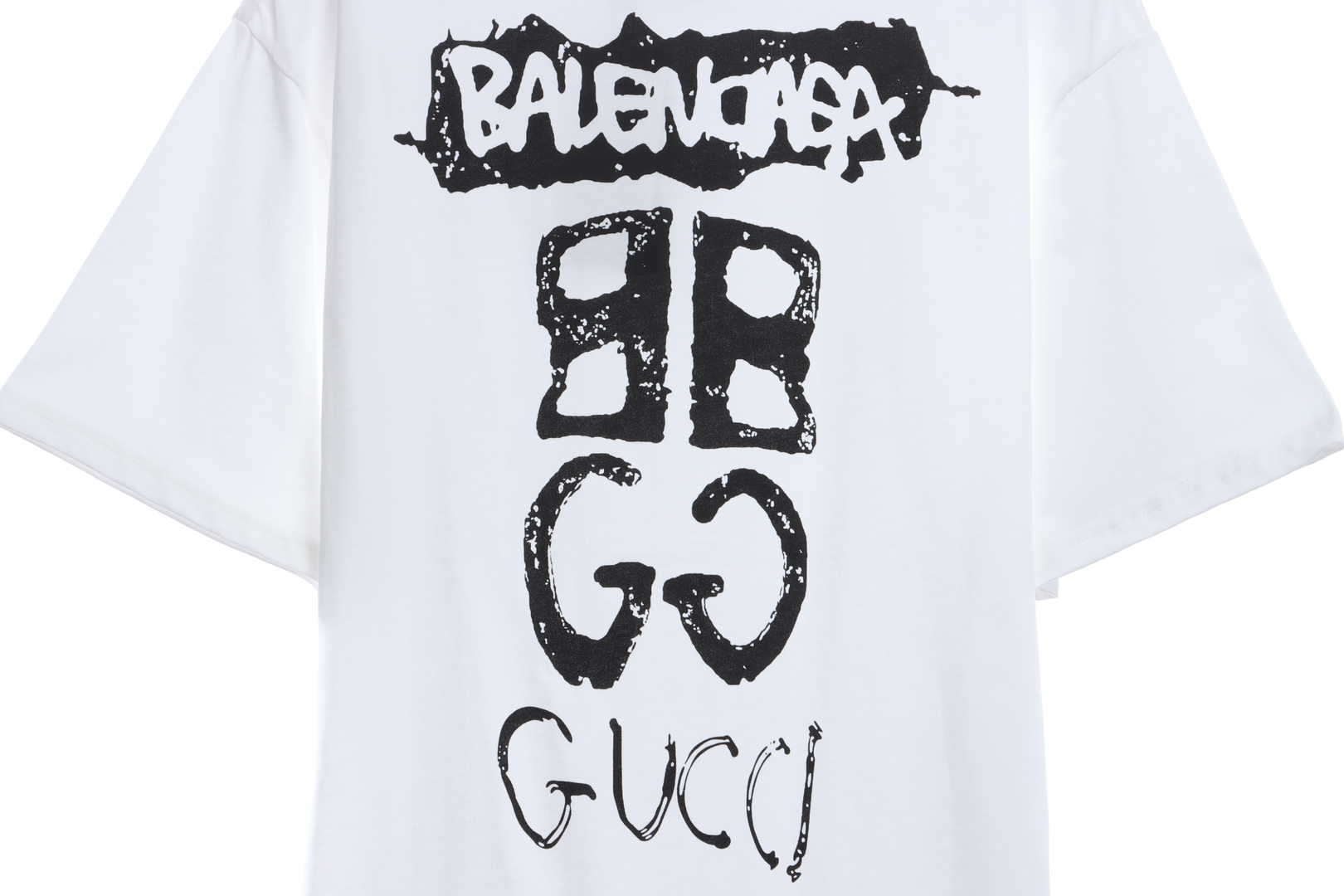 Gucci and Balenciaga embroidered graffiti print short sleeves  White