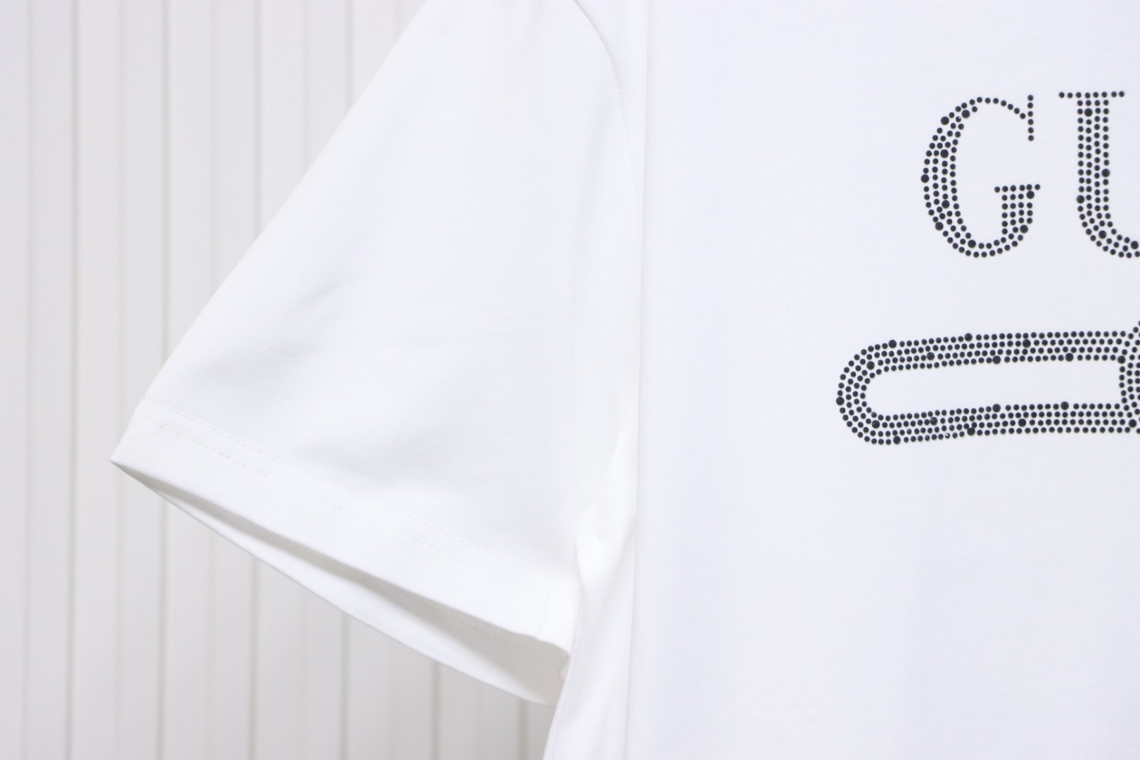 Gucci Classic Obsidian Diamond Short Sleeve White