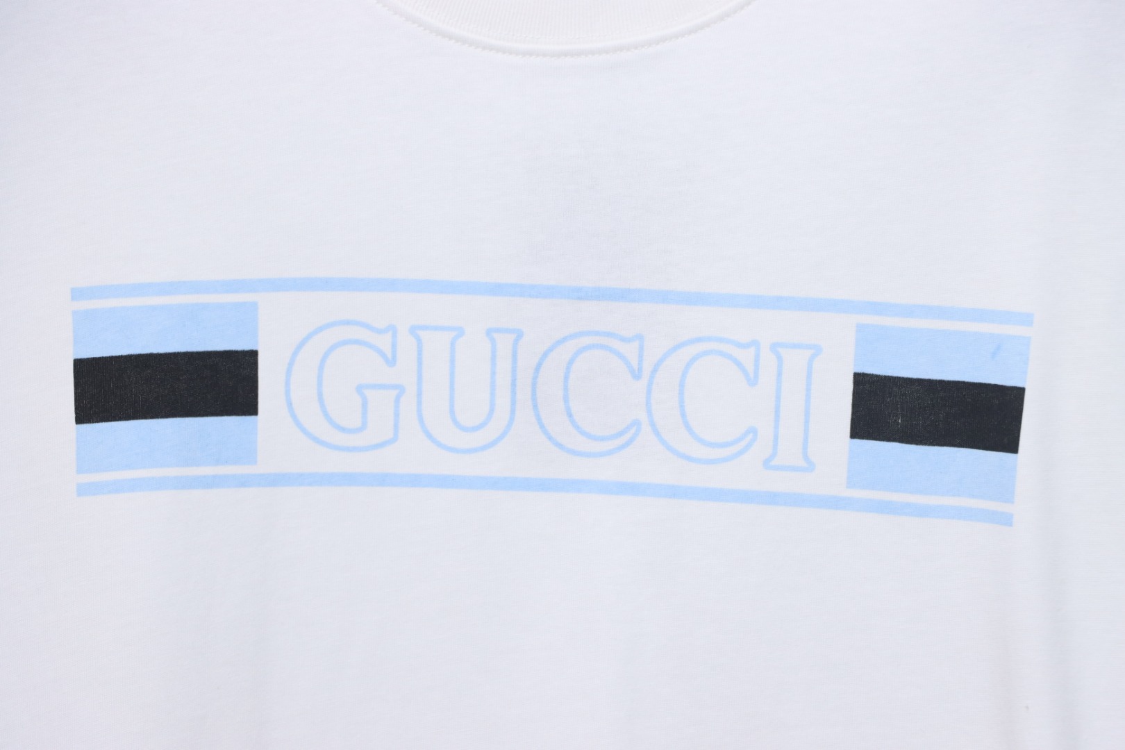 Gucci guc hollow letter logo print short sleeve White
