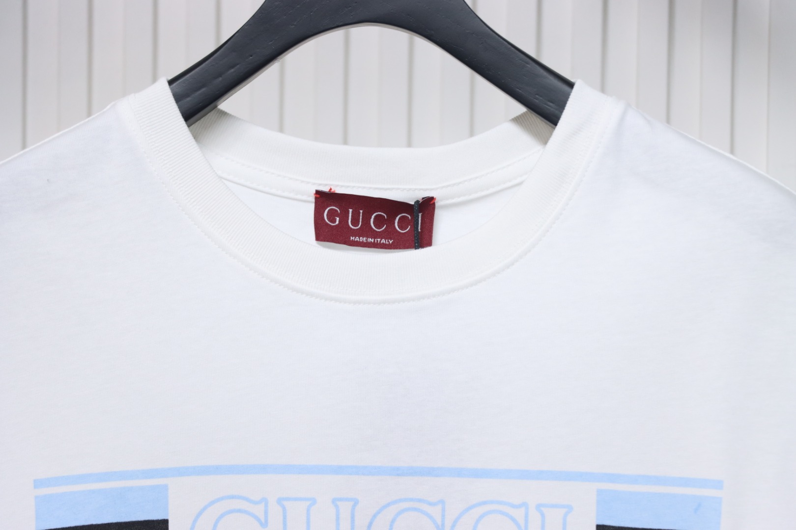 Gucci guc hollow letter logo print short sleeve White