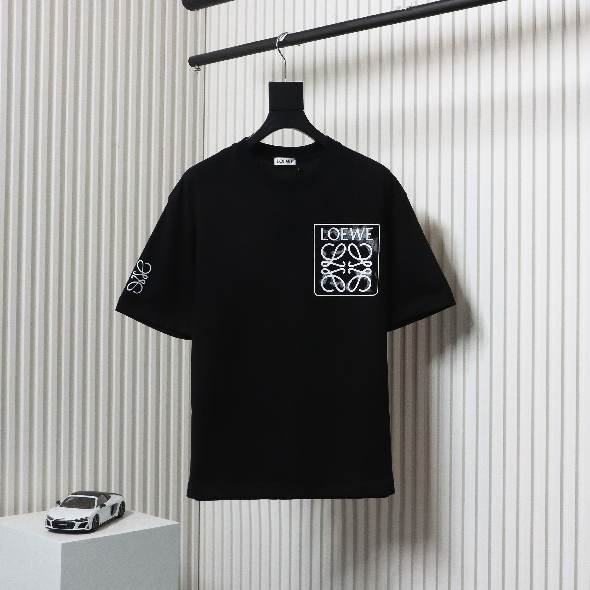 Loewe 24ss ink splash logo print short sleeve black