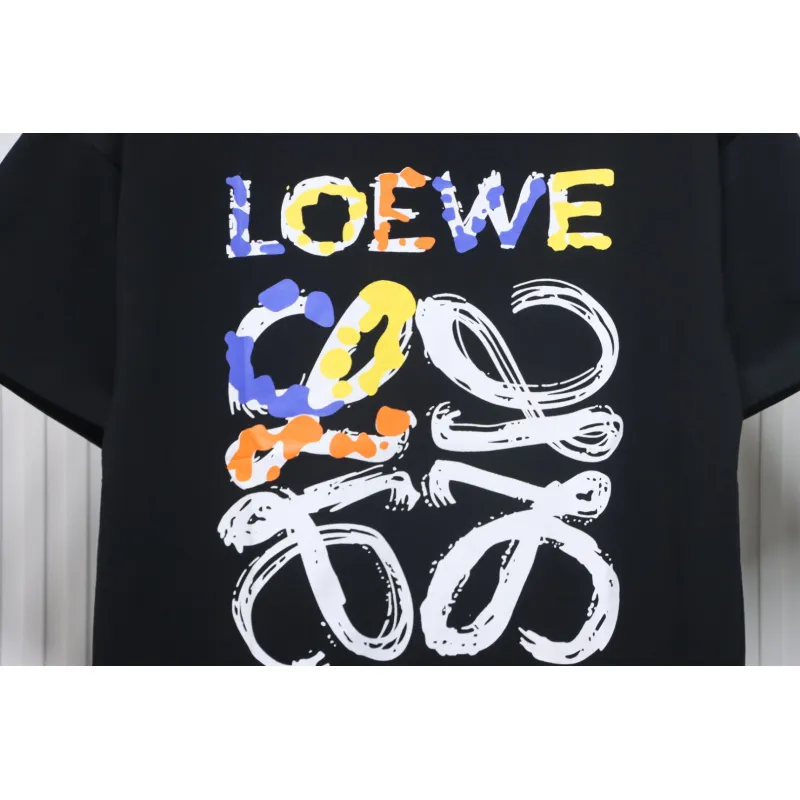 Loewe 25ss graffiti painted letter logo print short sleeve T-shirt black