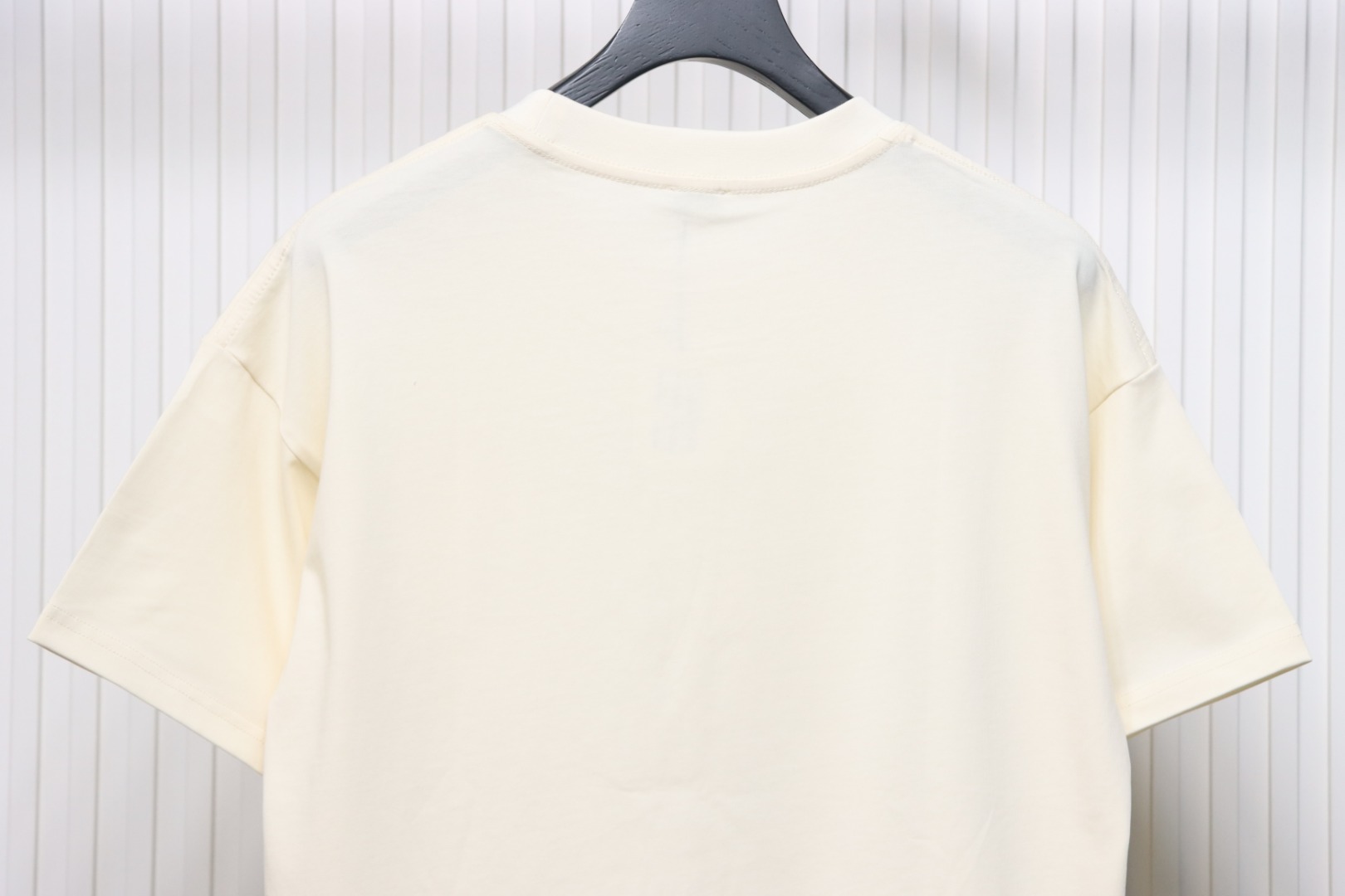 Loewe 25ss graffiti painted letter logo print short sleeve T-shirt white