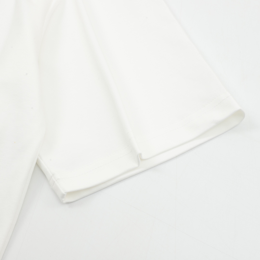 Loewe 25ss Octopus Print and Anagram Embroidered Short Sleeve T-Shirt White