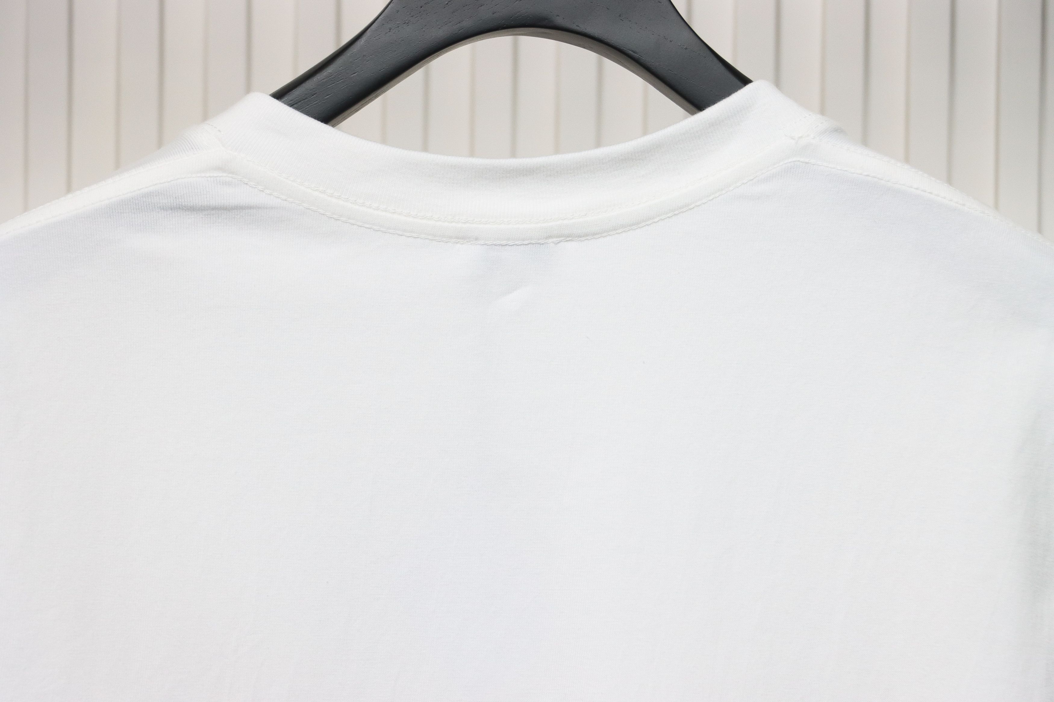 Loewe classic embroidered logo short sleeve white