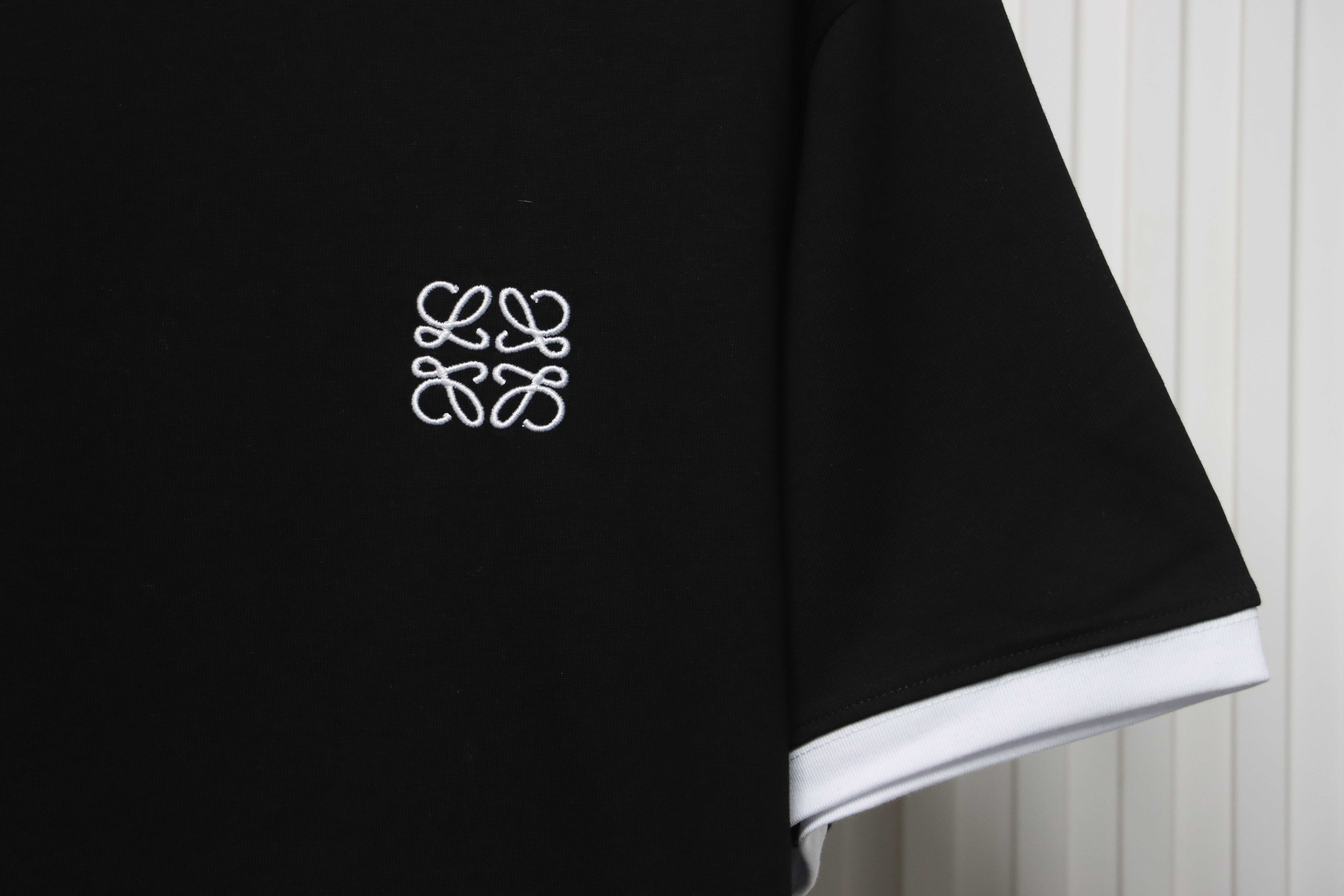 Loewe classic patchwork embroidered small logo short sleeve black