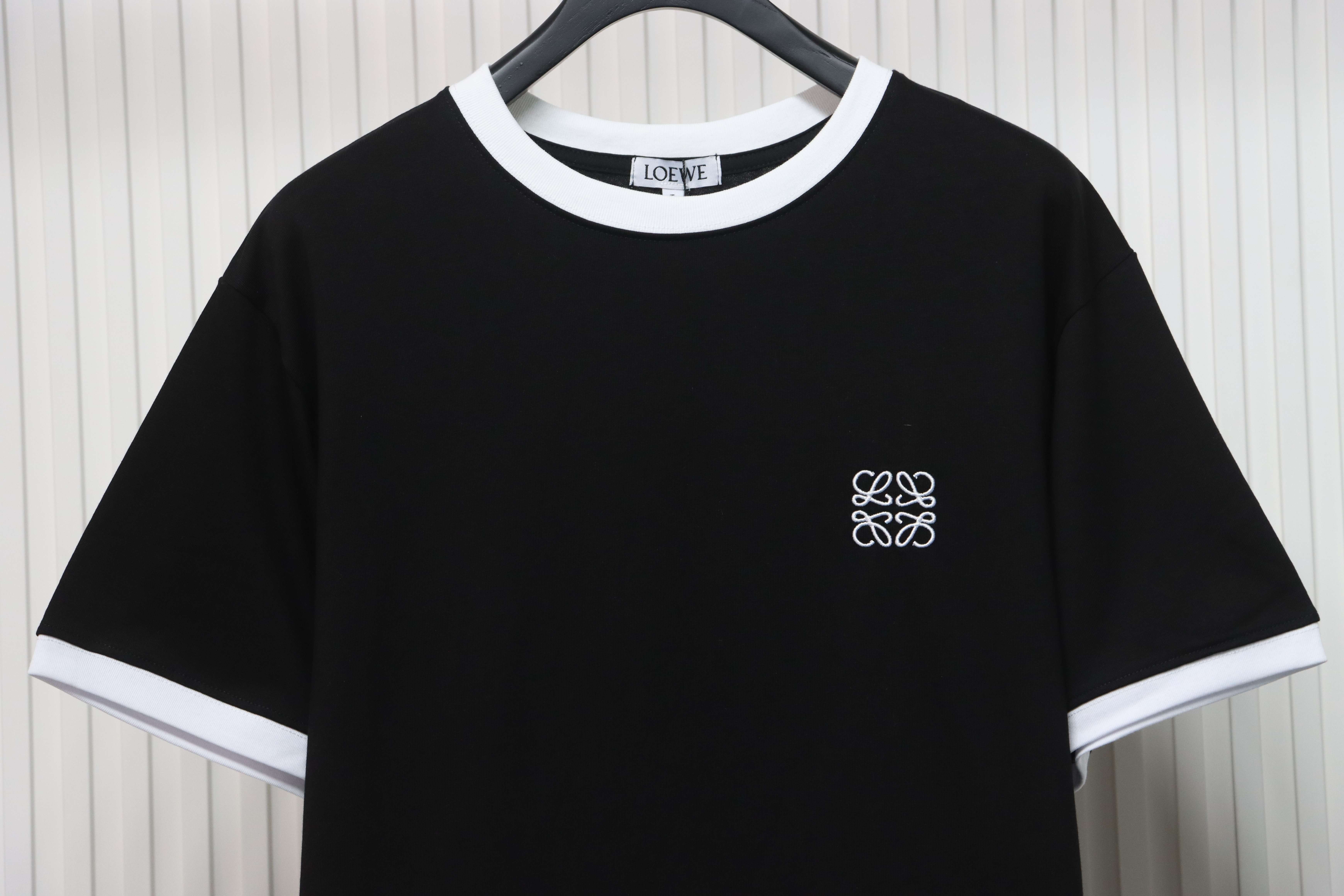Loewe classic patchwork embroidered small logo short sleeve black
