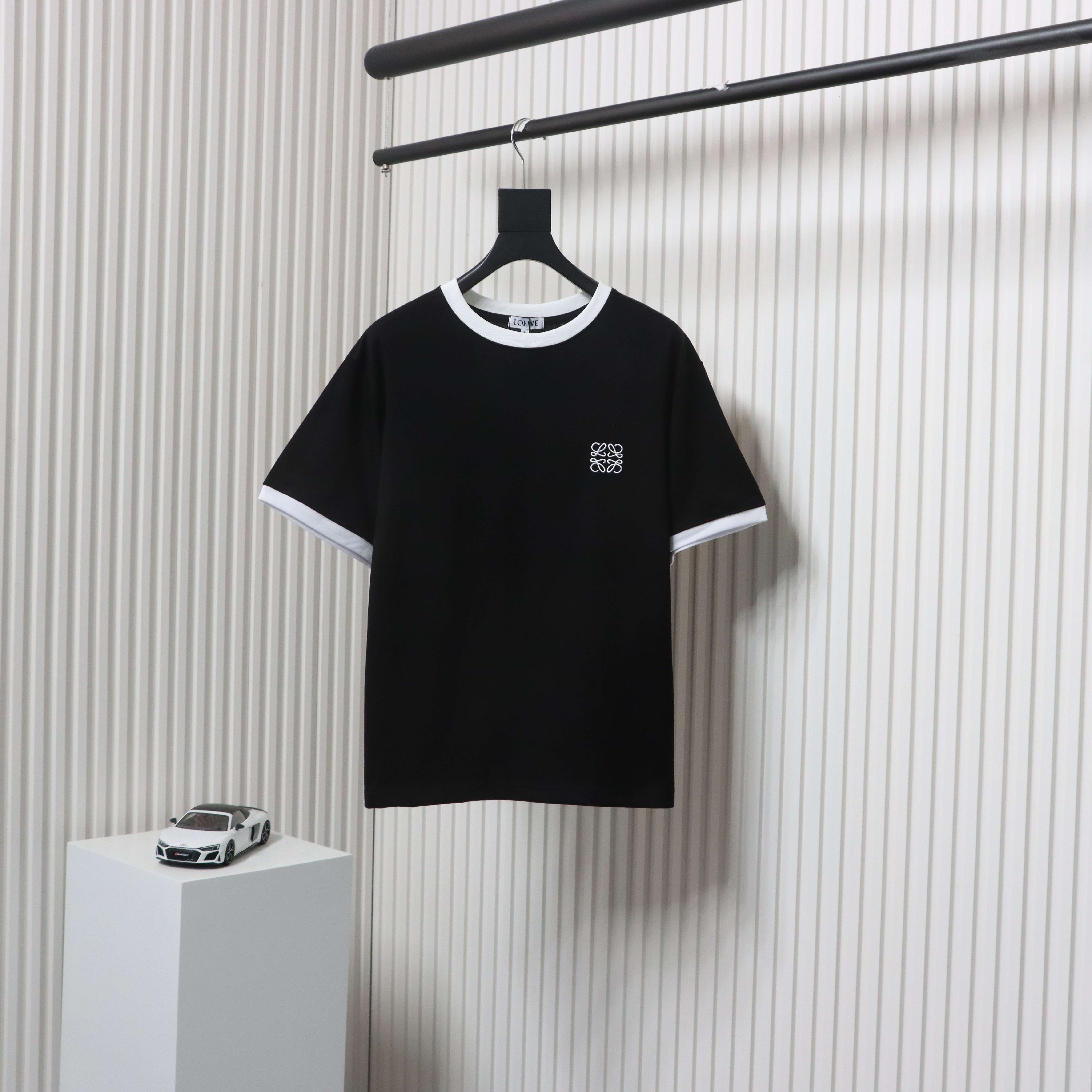 Loewe classic patchwork embroidered small logo short sleeve black