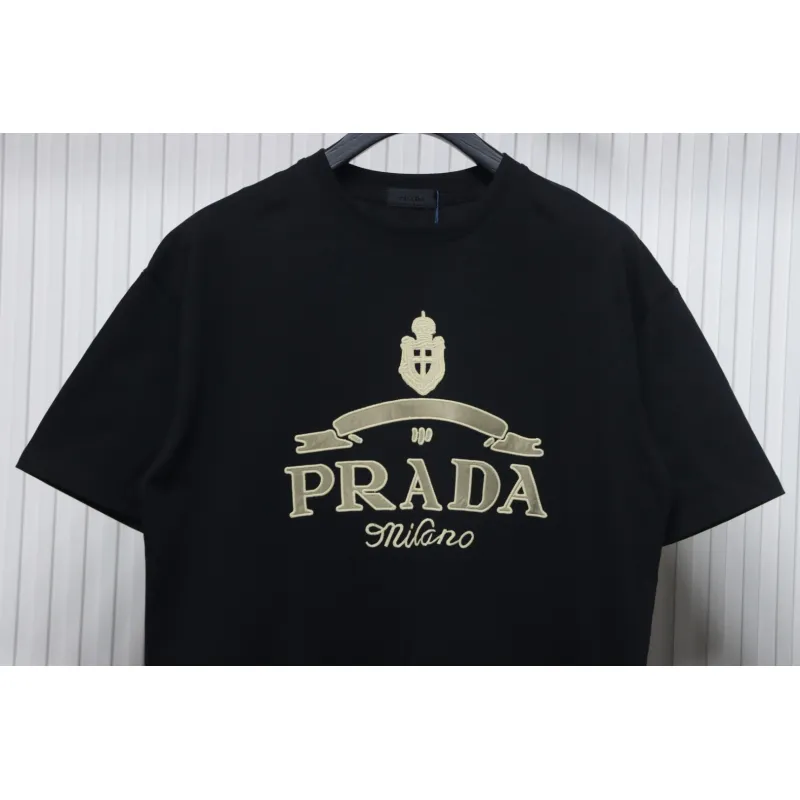 Prada 24ss Crown Medal Letter Embroidered Short Sleeve black