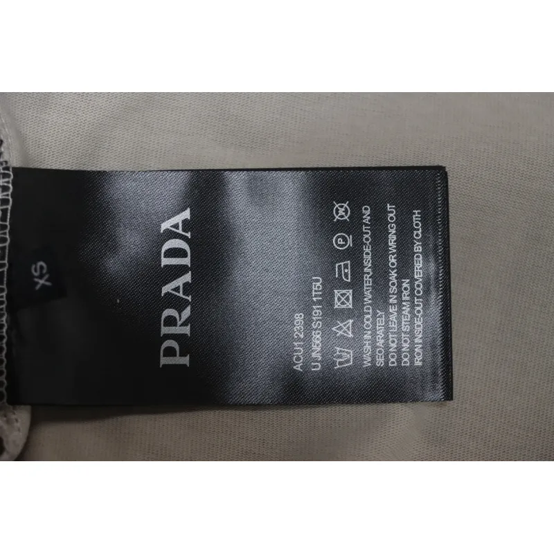 Prada 24ss Crown Medal Letter Embroidered Short Sleeve Gray Green