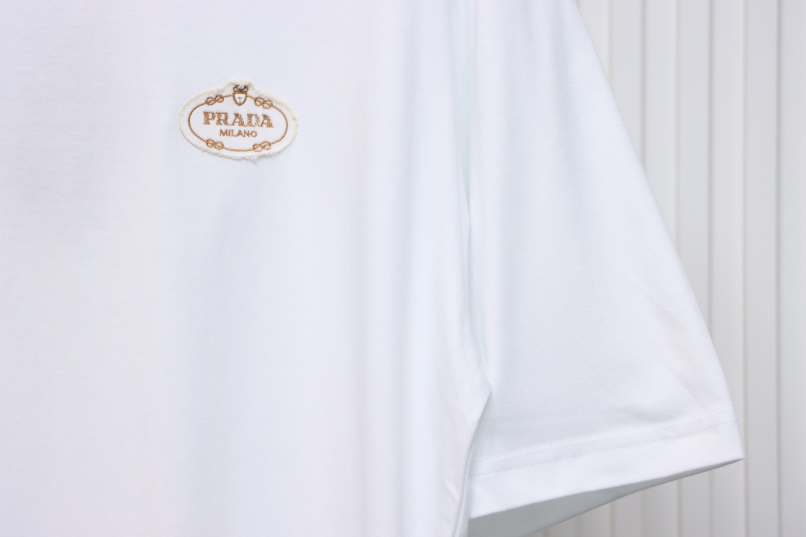 Prada 25ss chest embroidered patch logo short sleeve White