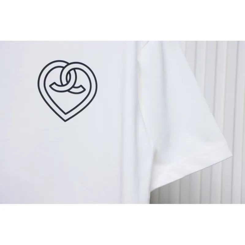Chanel 24ss heart short-sleeved T-shirt White
