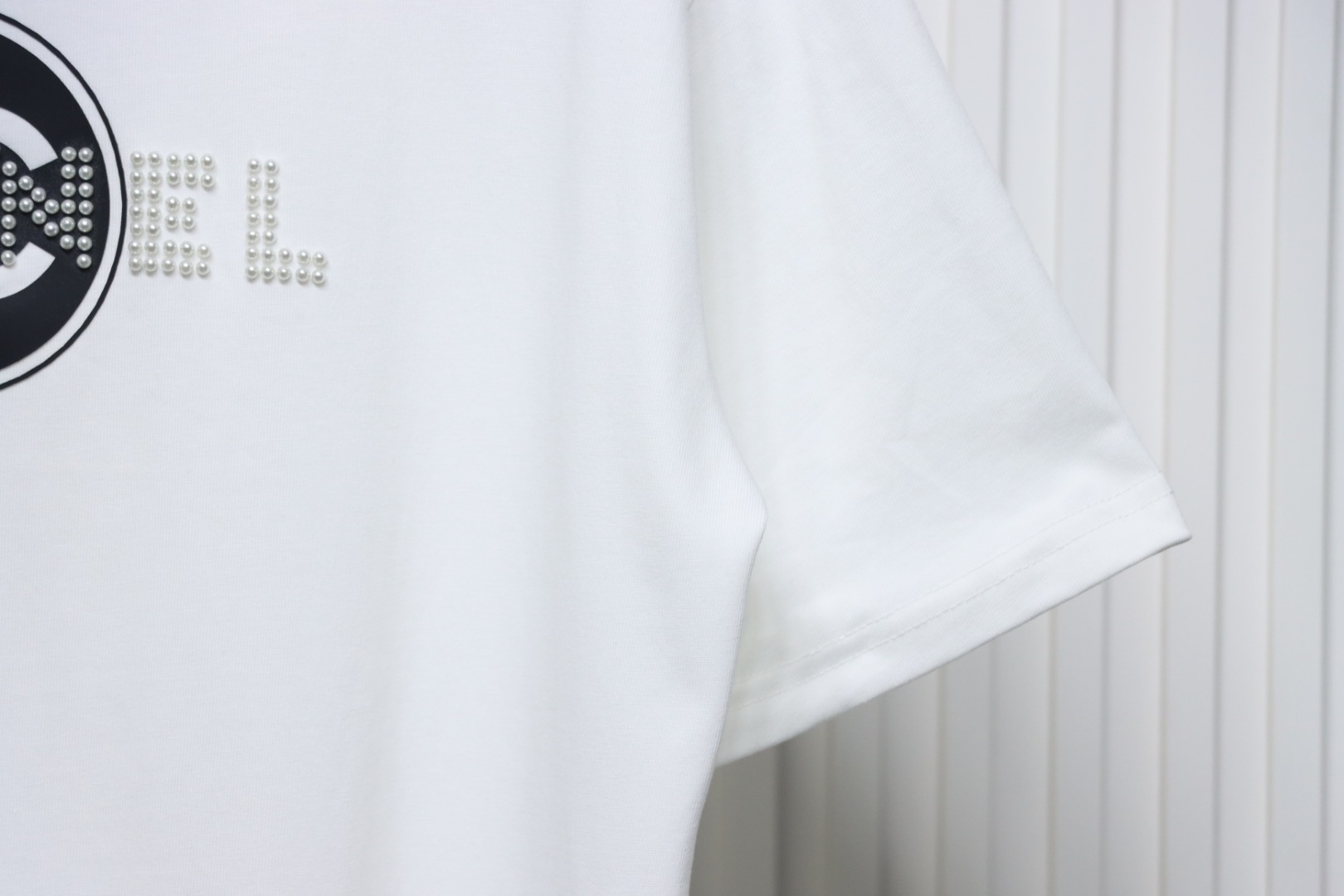Chanel Pearl Circle Letter Short Sleeve T-shirt