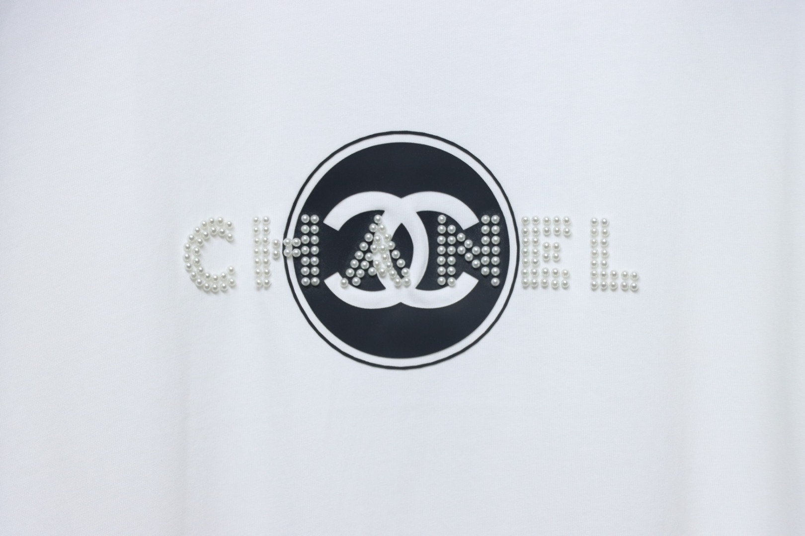 Chanel Pearl Circle Letter Short Sleeve T-shirt