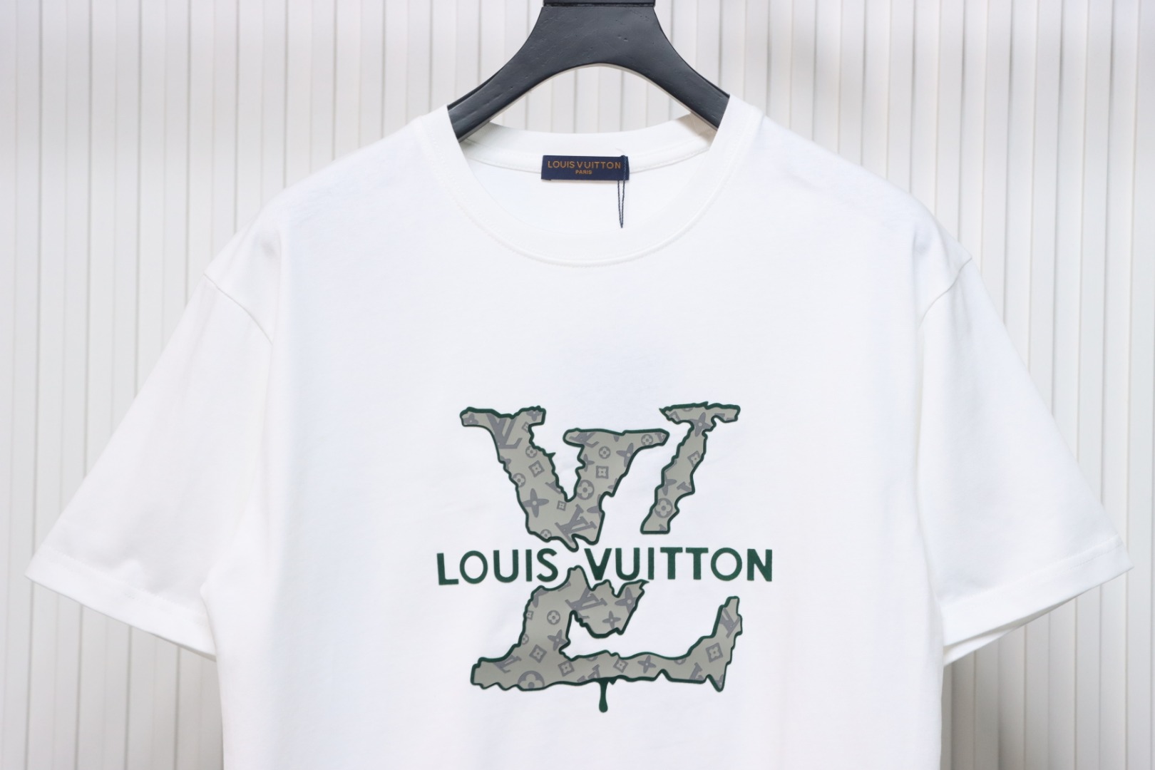 Louis Vuitton LV 25SS flocked logo short-sleeved T-shirt White