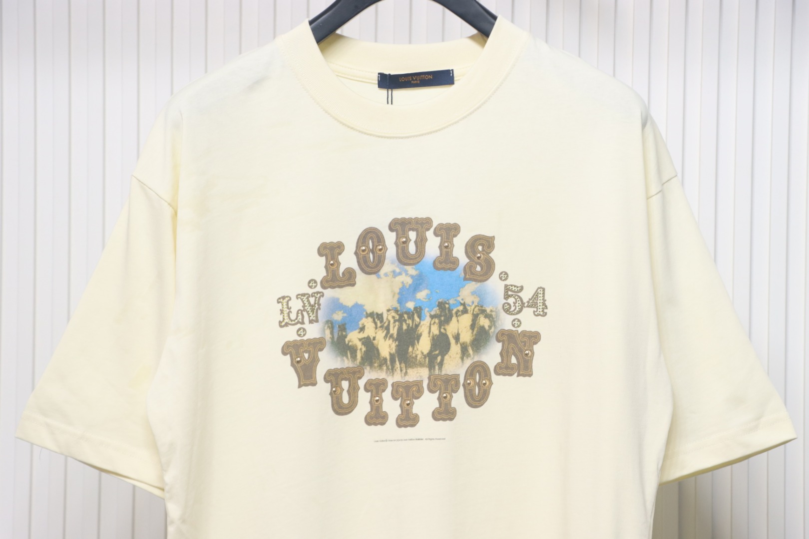 Louis Vuitton 2025ss snowflake metal diamond short sleeve beige