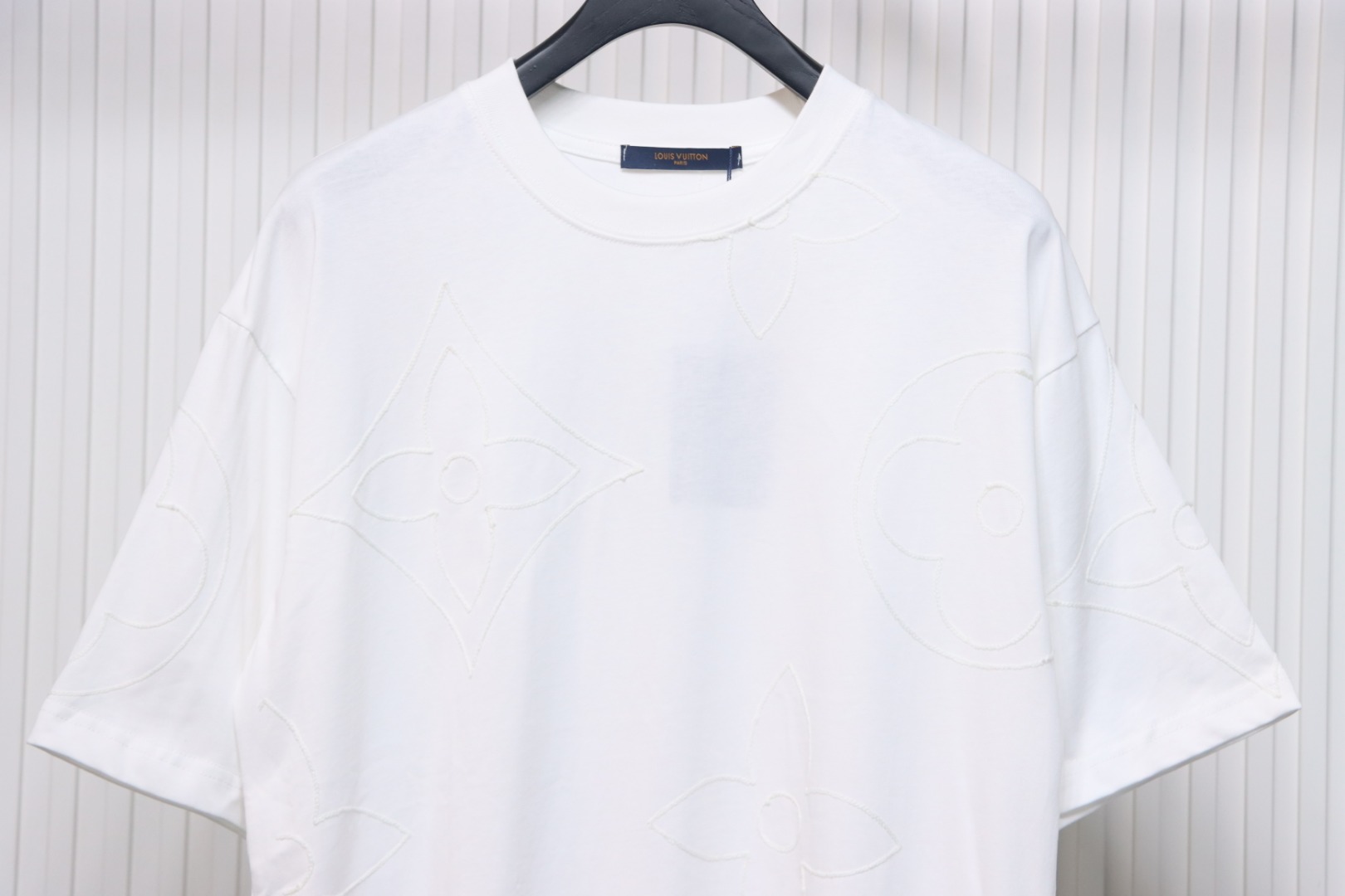 Louis Vuitton 2025ss white chain embroidery round neck short sleeve White