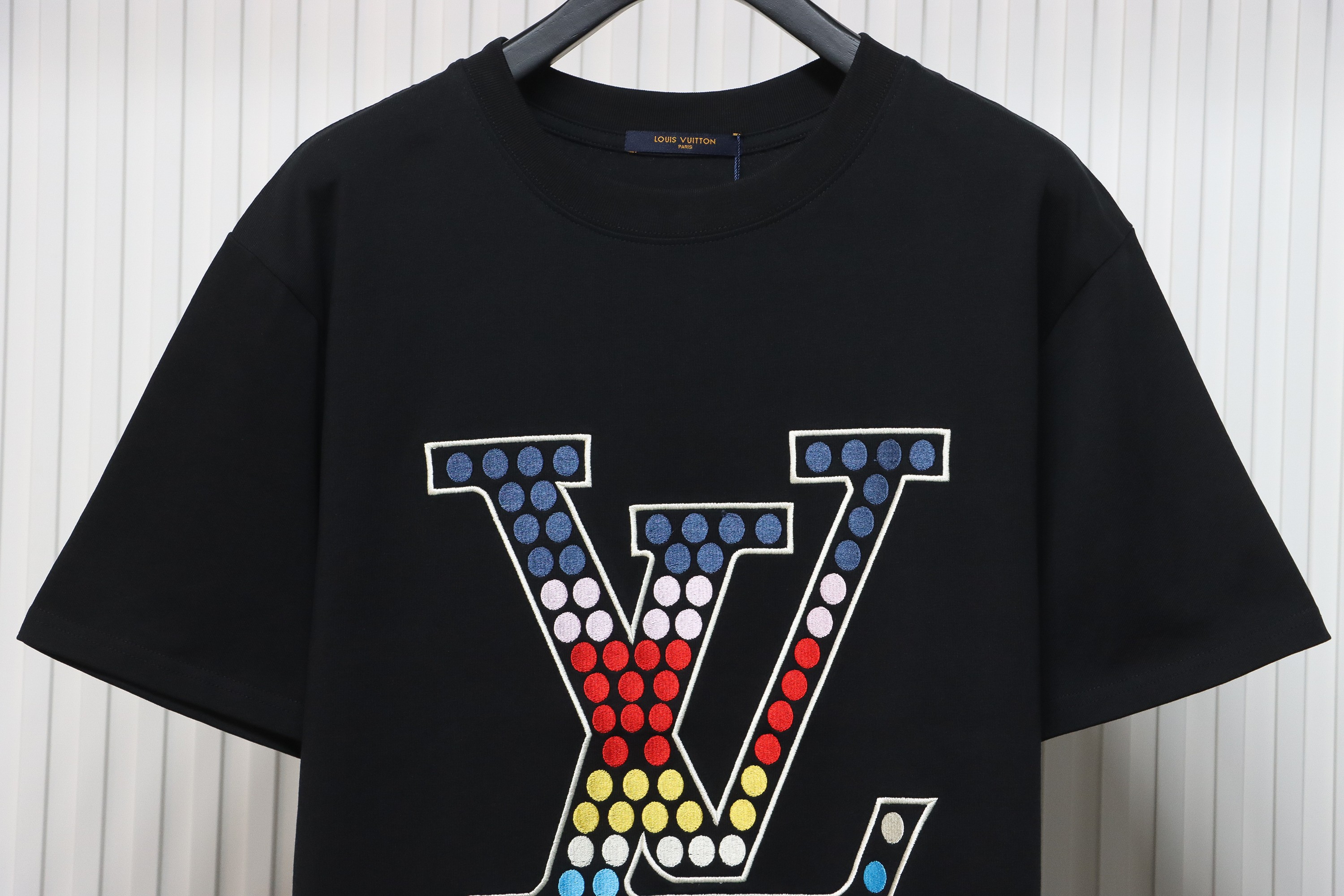 Louis Vuitton 24ss colorful polka dot heavy embroidered logo short sleeve black