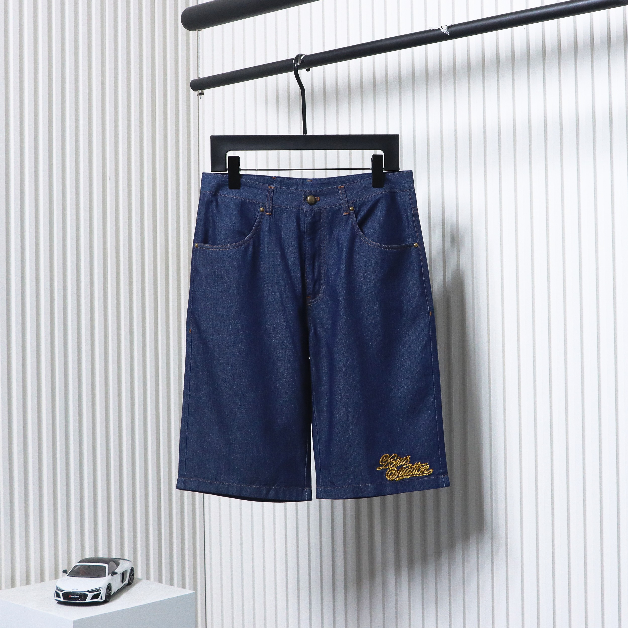 Louis Vuitton 24ss cord embroidered denim shorts