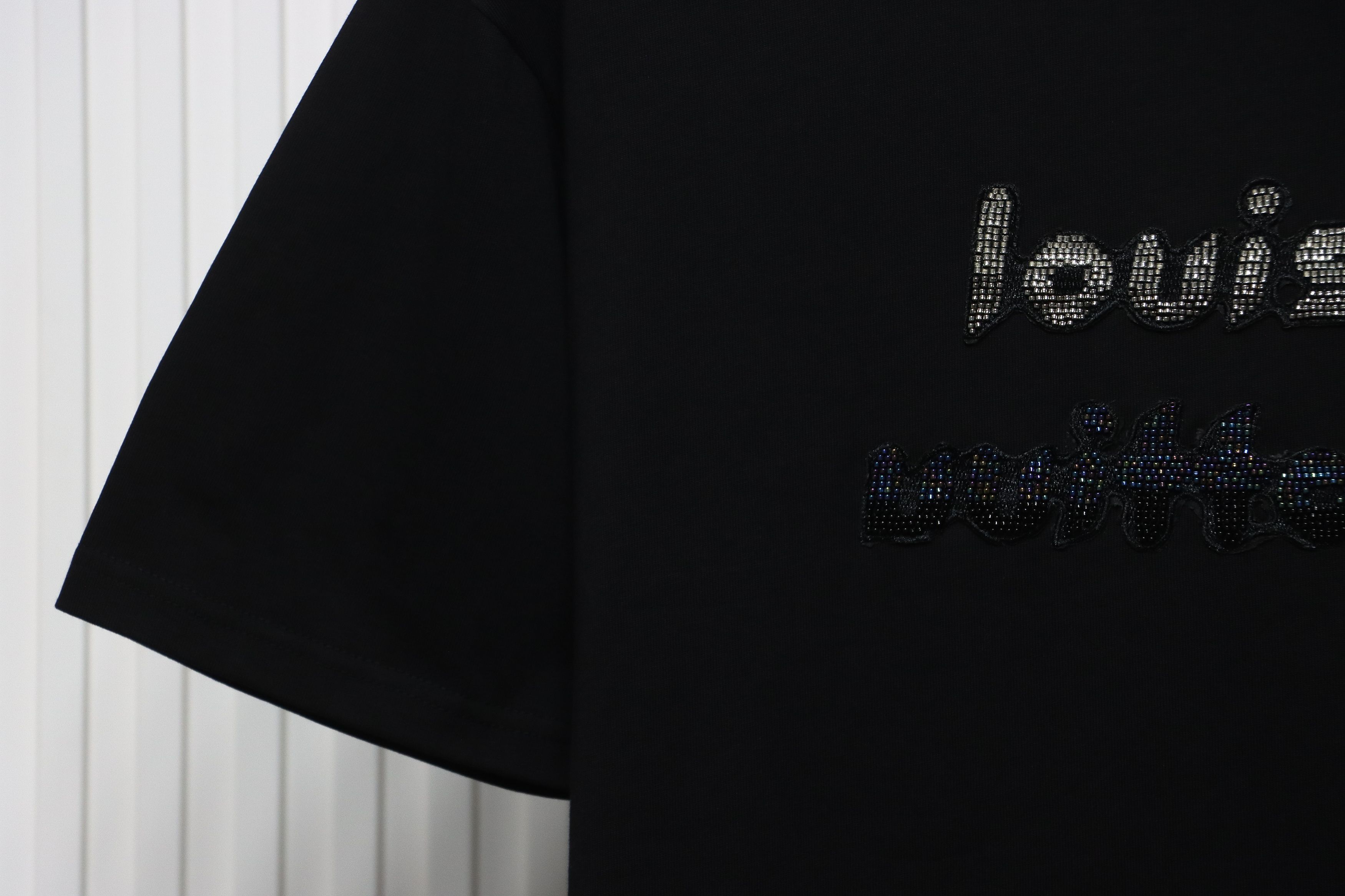 Louis Vuitton 24ss gradient lettering beaded short sleeve