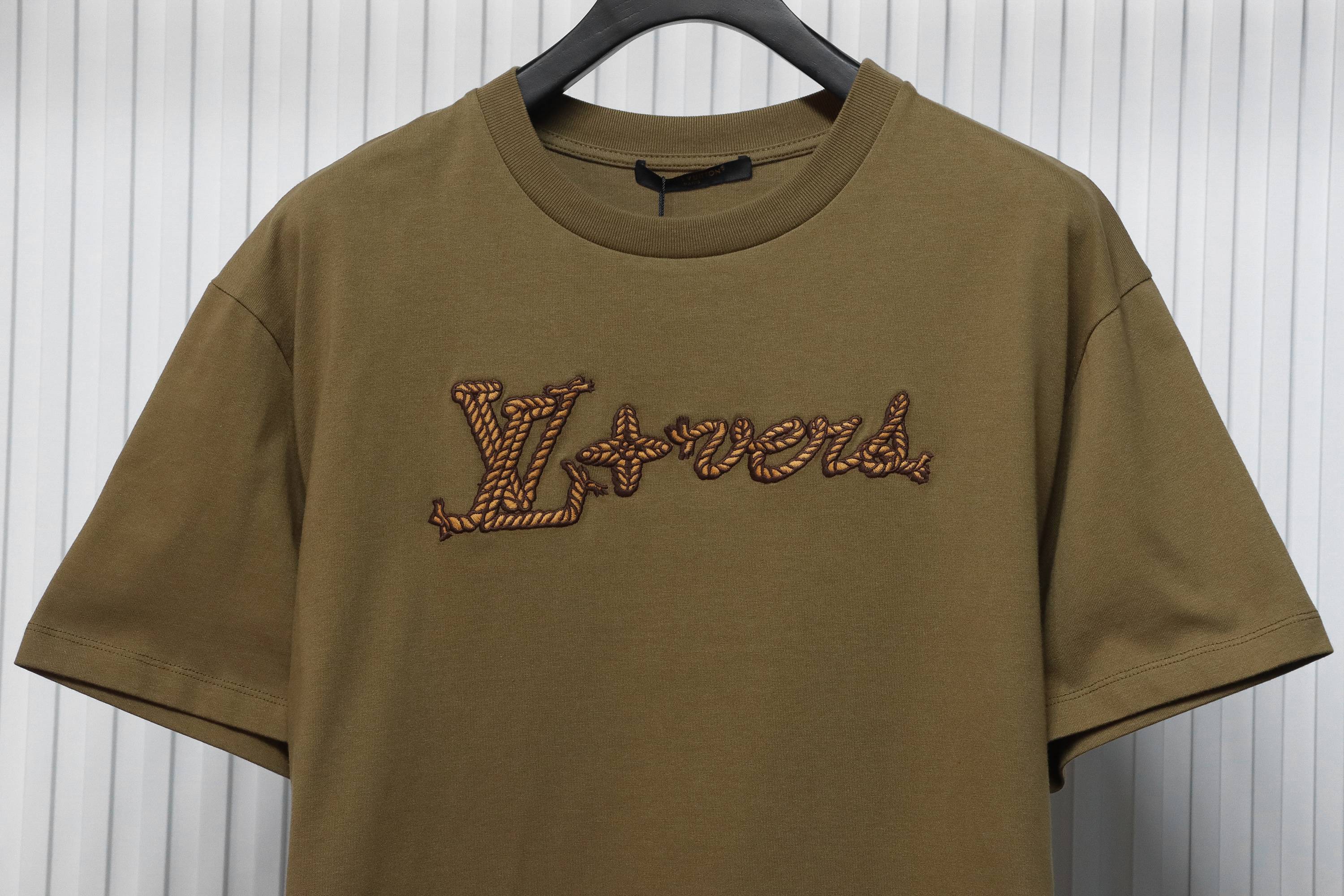 Louis Vuitton 24ss LV hemp rope knot embroidered short sleeves dark brown