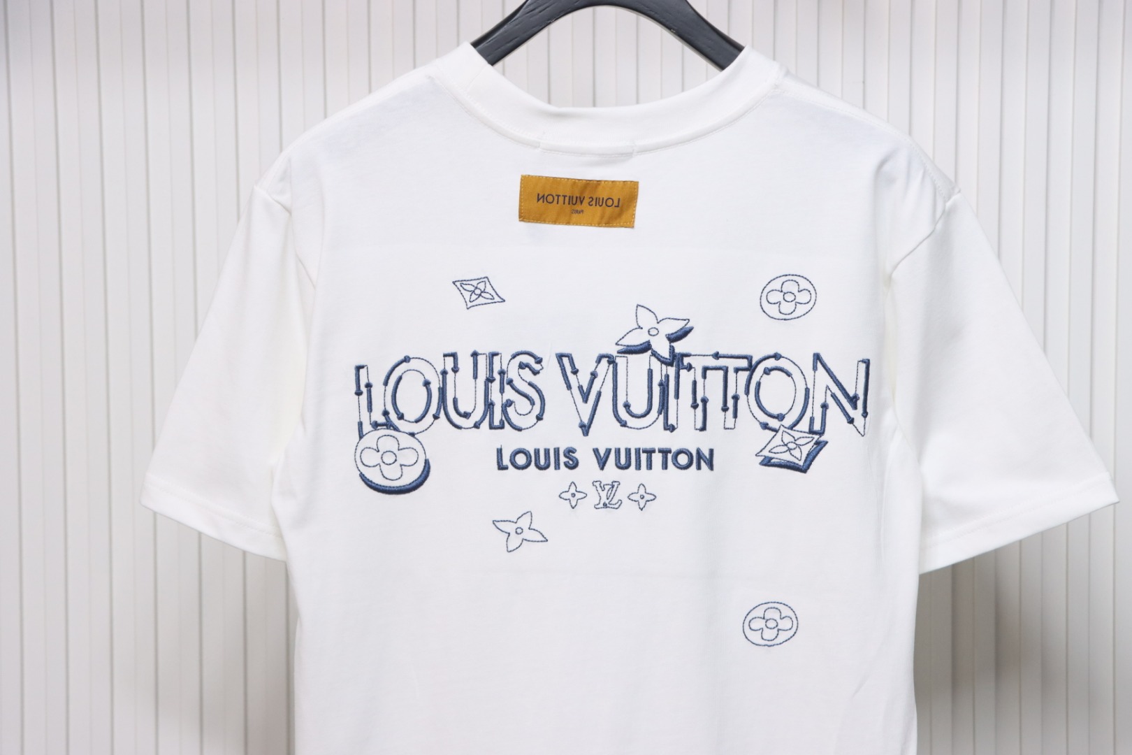 Louis Vuitton 25ss chest three flower print short sleeve white
