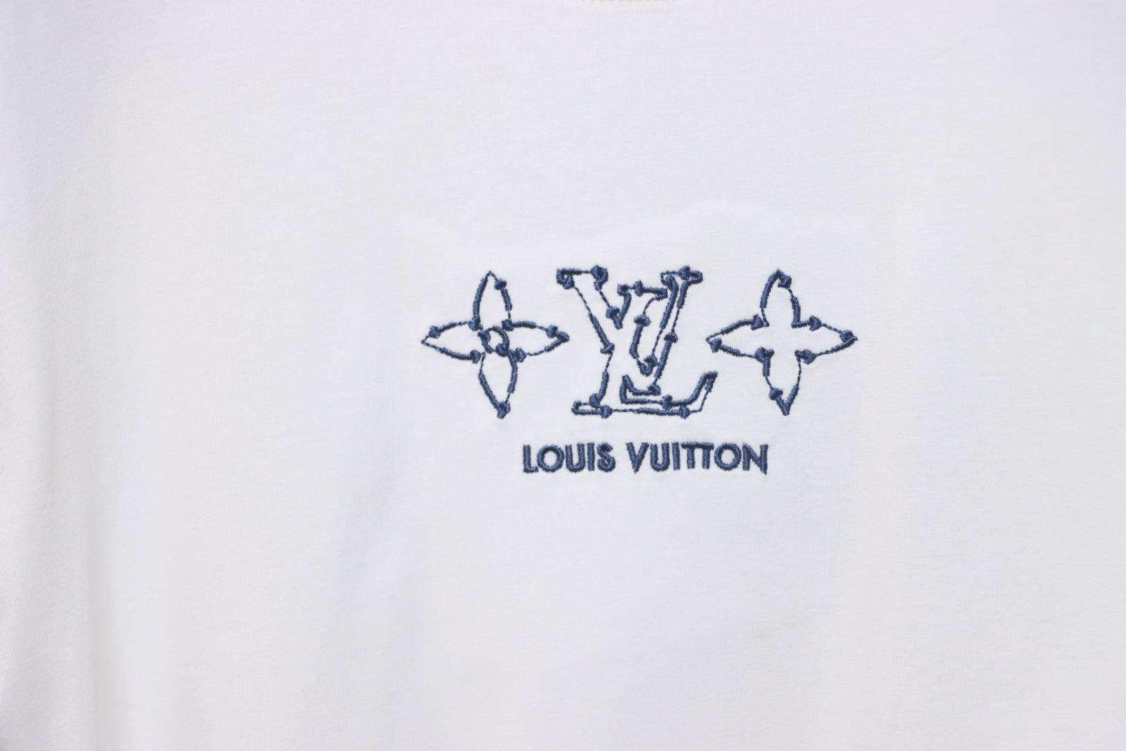Louis Vuitton 25ss chest three flower print short sleeve white