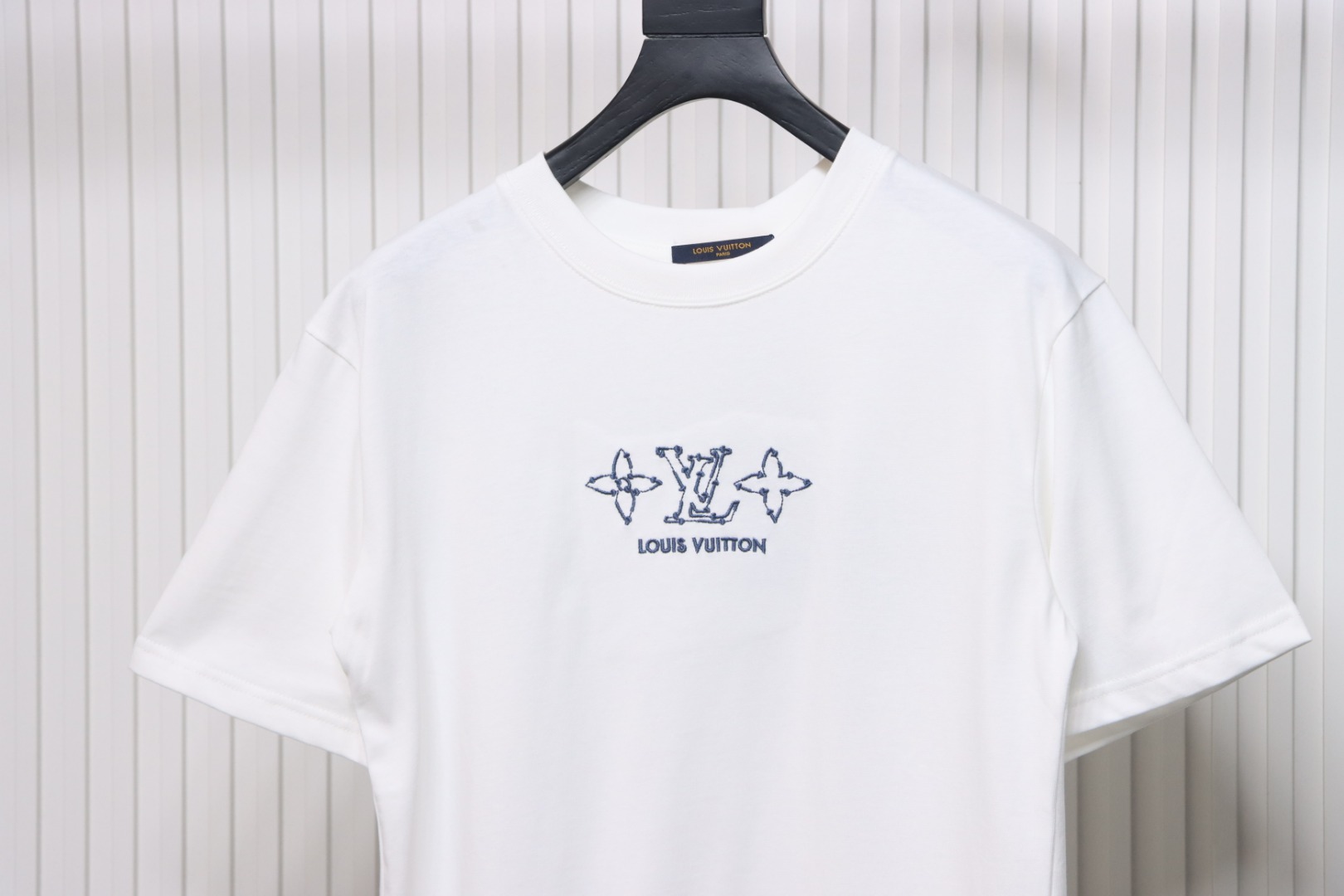 Louis Vuitton 25ss chest three flower print short sleeve white