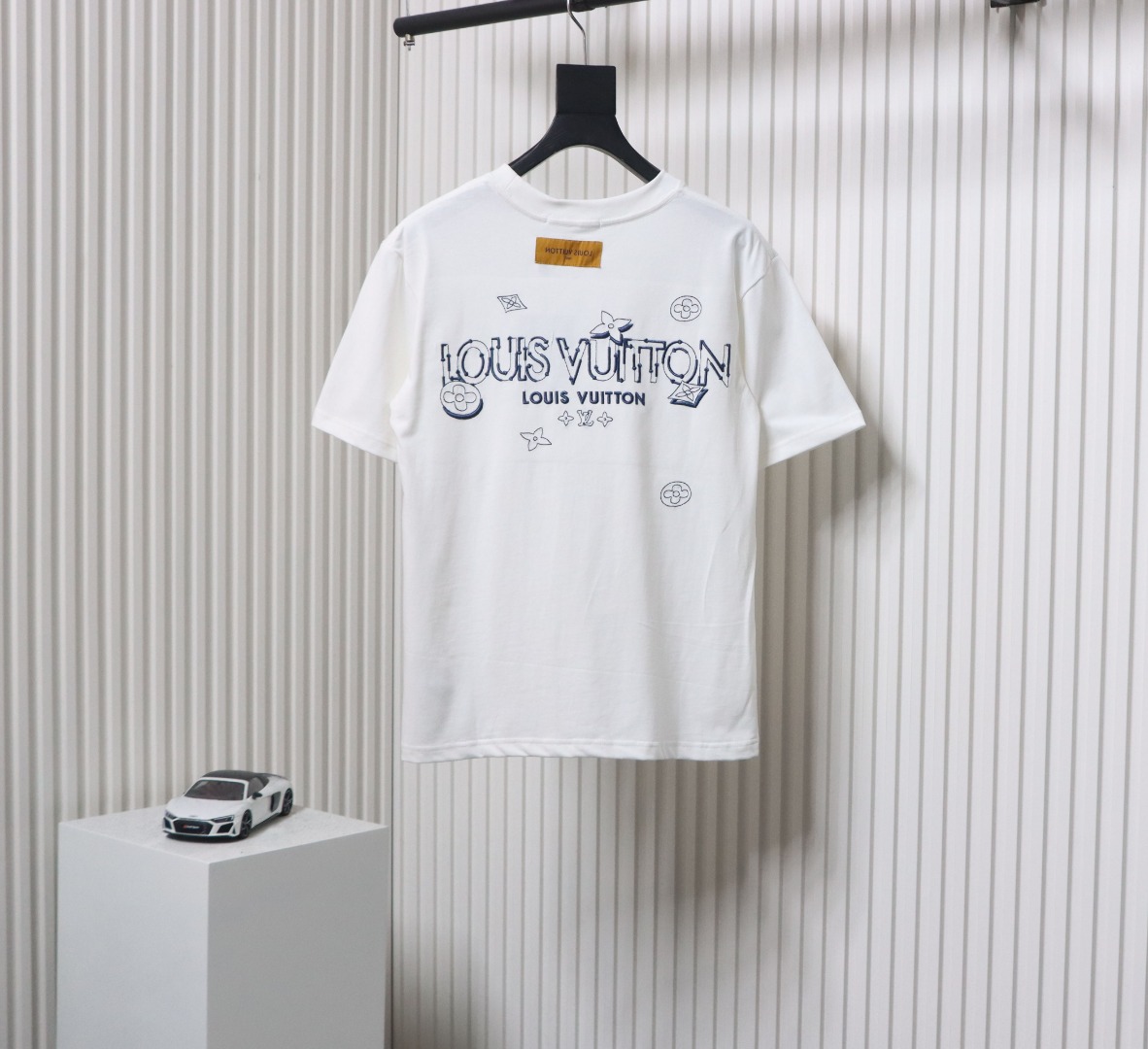 Louis Vuitton 25ss chest three flower print short sleeve white