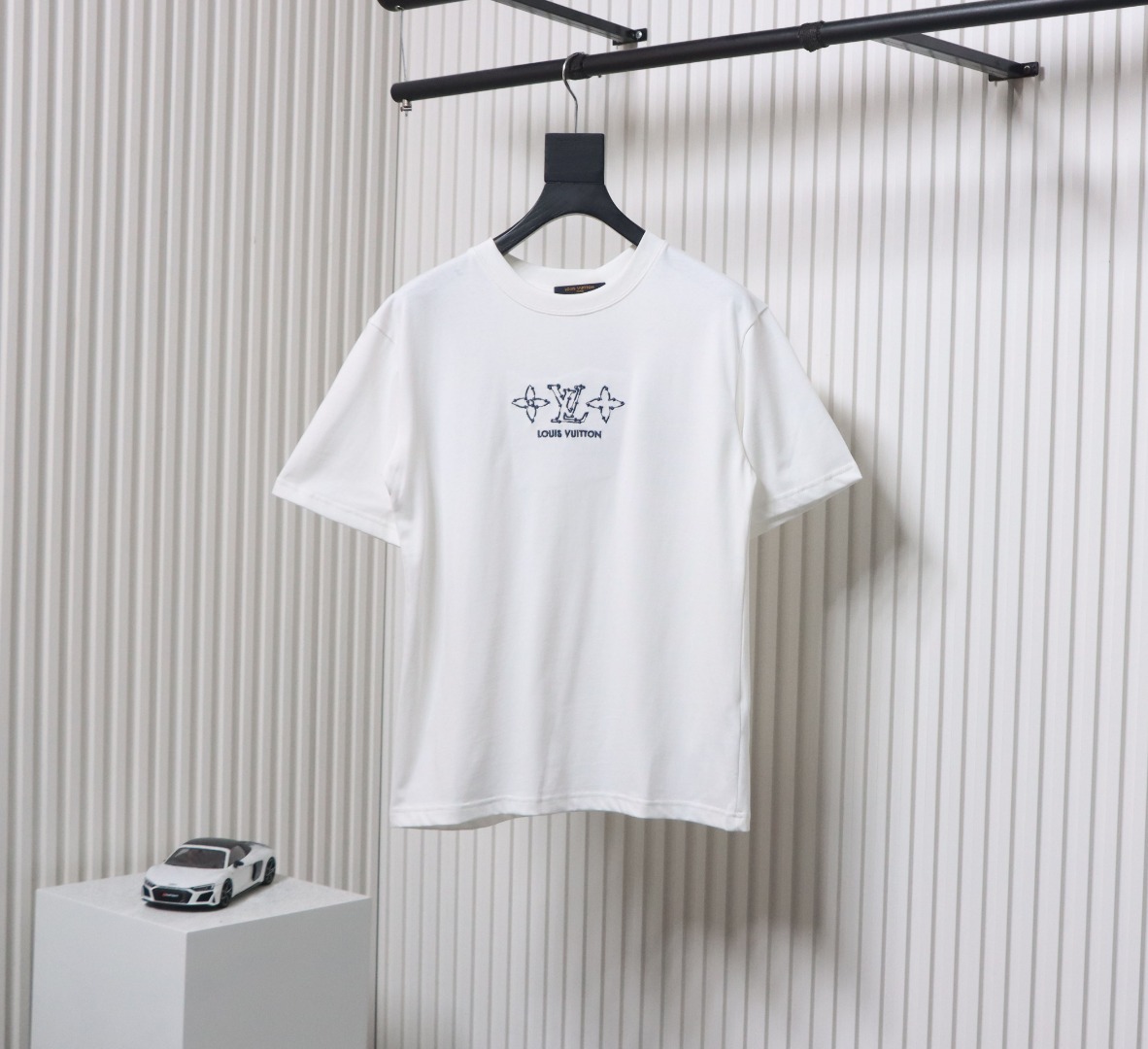 Louis Vuitton 25ss chest three flower print short sleeve white