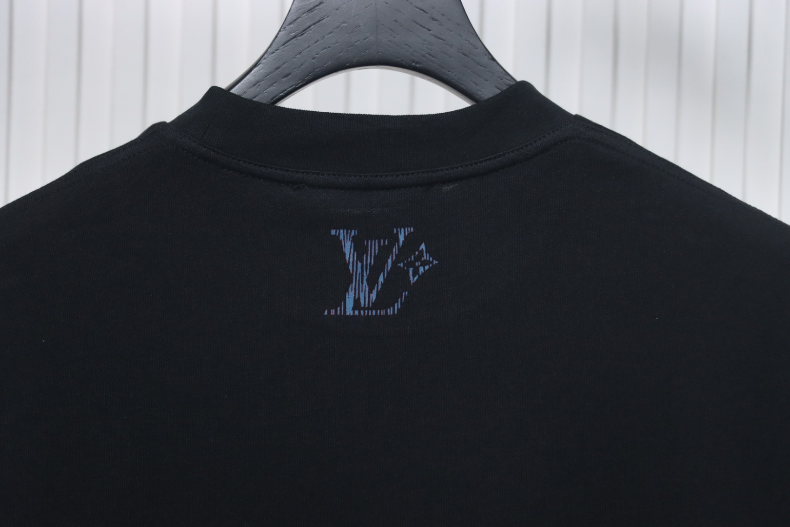 Louis Vuitton 25ss colorful cracked old flower letter print short sleeve