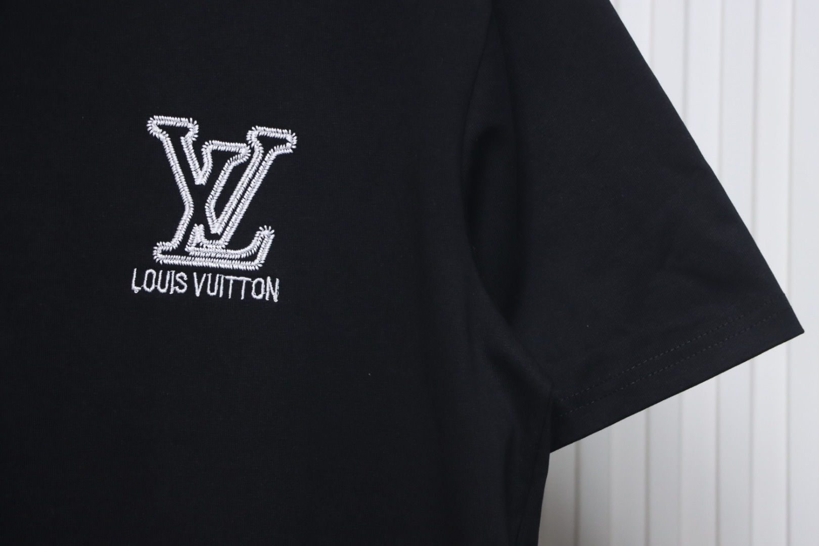 Louis Vuitton 25ss embroidered monogram short sleeve black