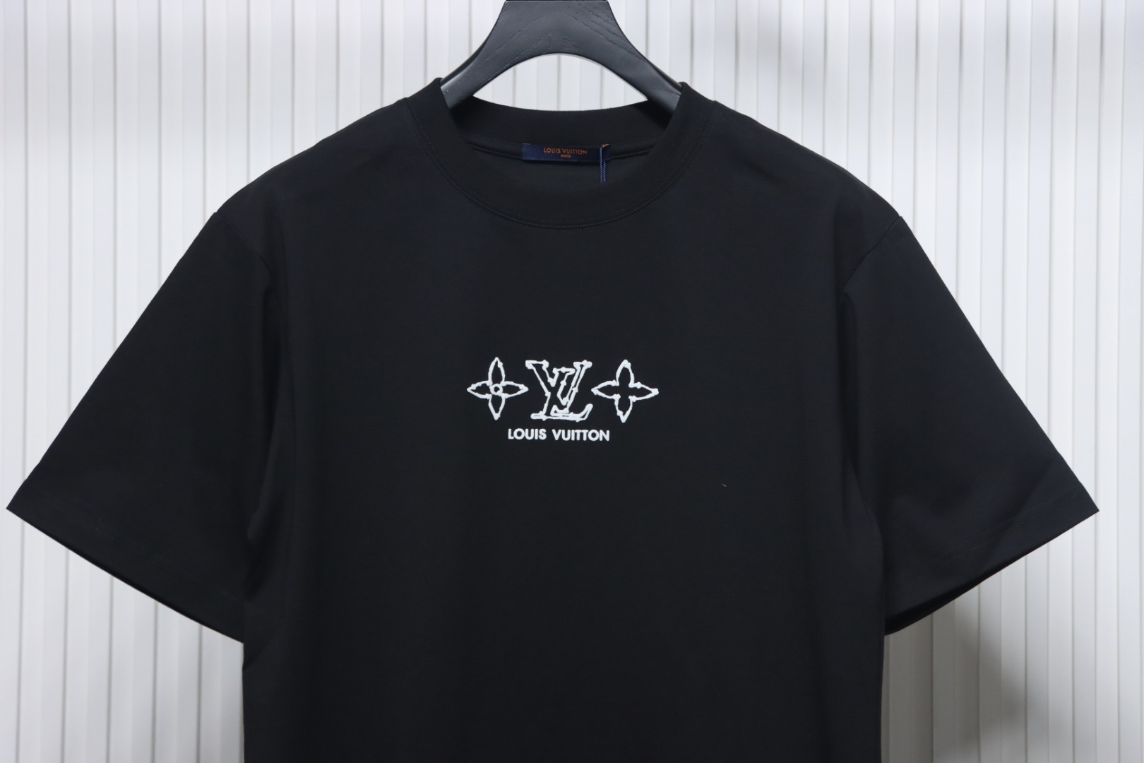 Louis Vuitton 25ss four-leaf clover and back logo print short-sleeved T-shirt black