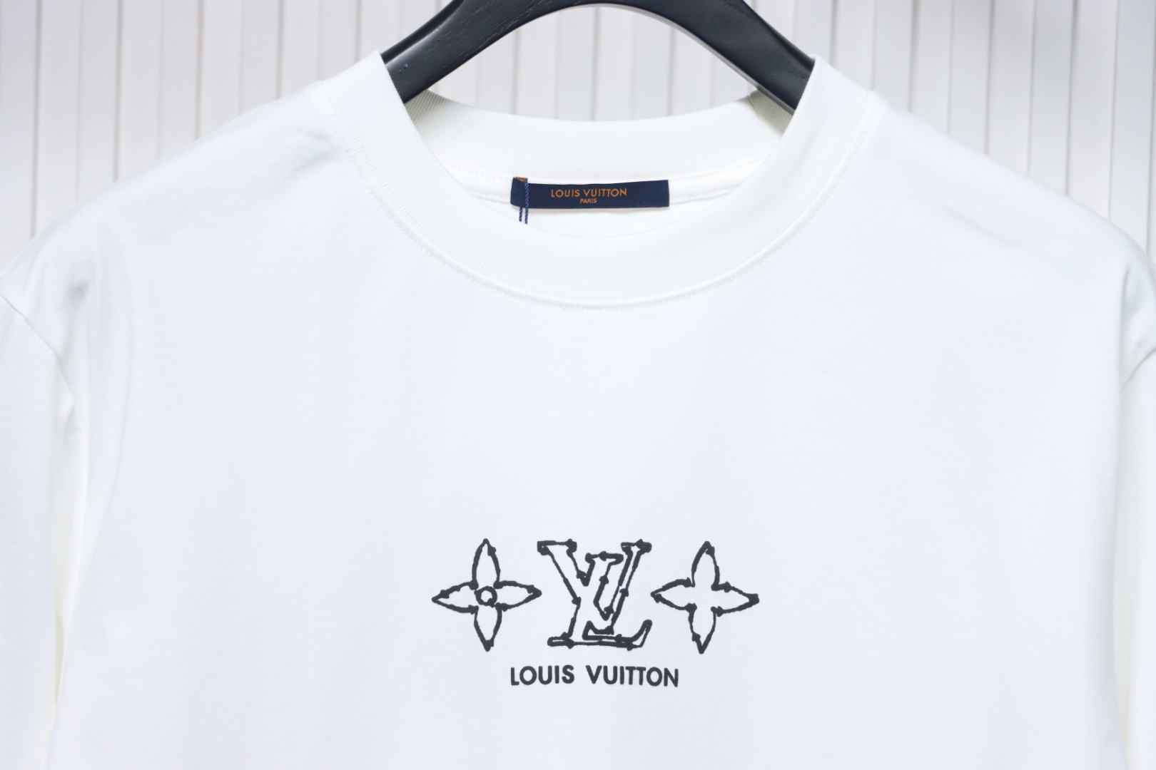 Louis Vuitton 25ss four-leaf clover and back logo print short-sleeved T-shirt white