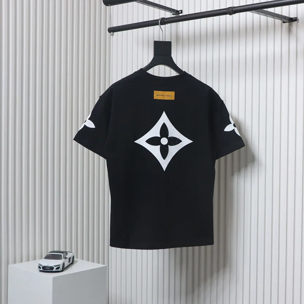 Louis Vuitton 25ss four-leaf clover hot diamond logo flocked short-sleeved T-shirt black