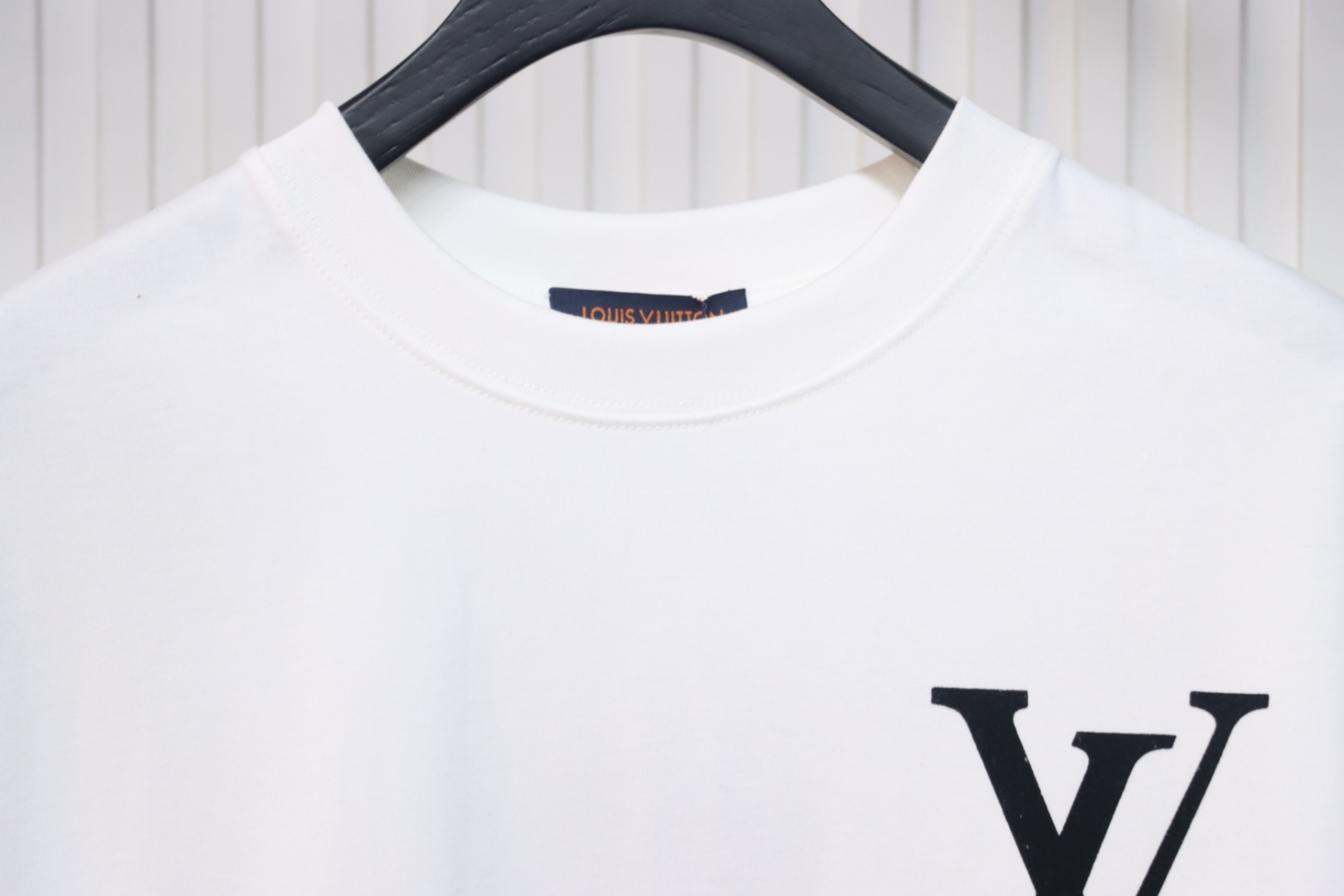 Louis Vuitton 25ss four-leaf clover hot diamond logo flocked short-sleeved T-shirt white