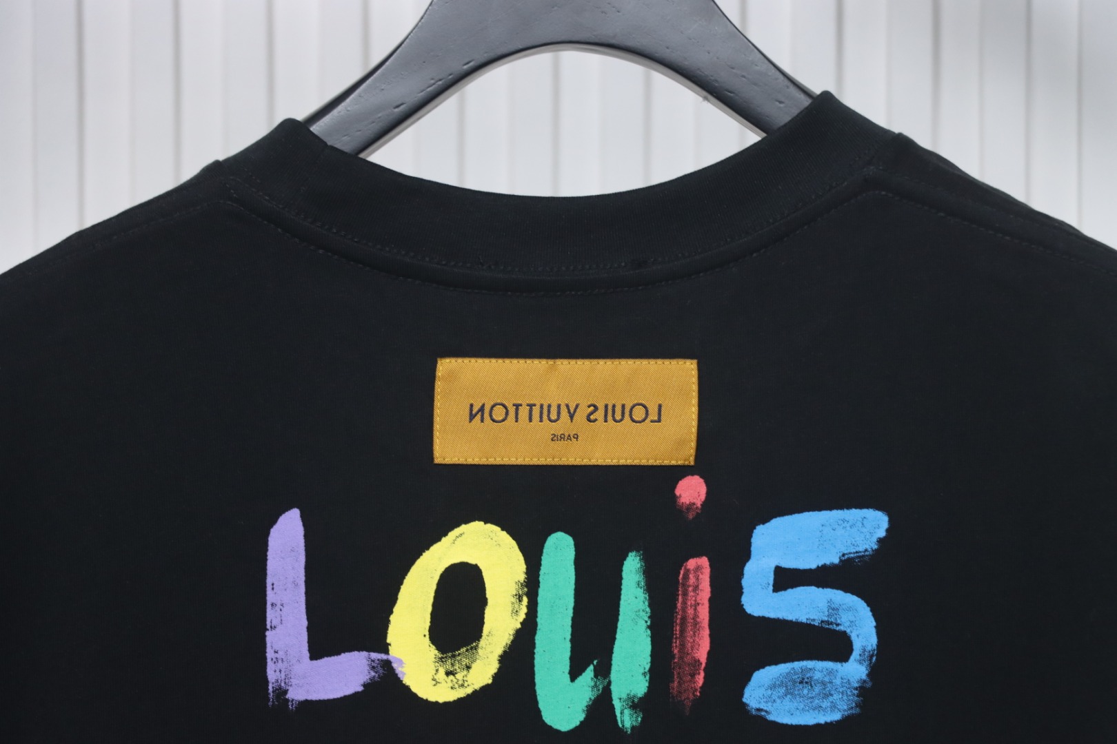 Louis Vuitton 25ss hand-painted colorful logo graffiti short-sleeved T-shirt black