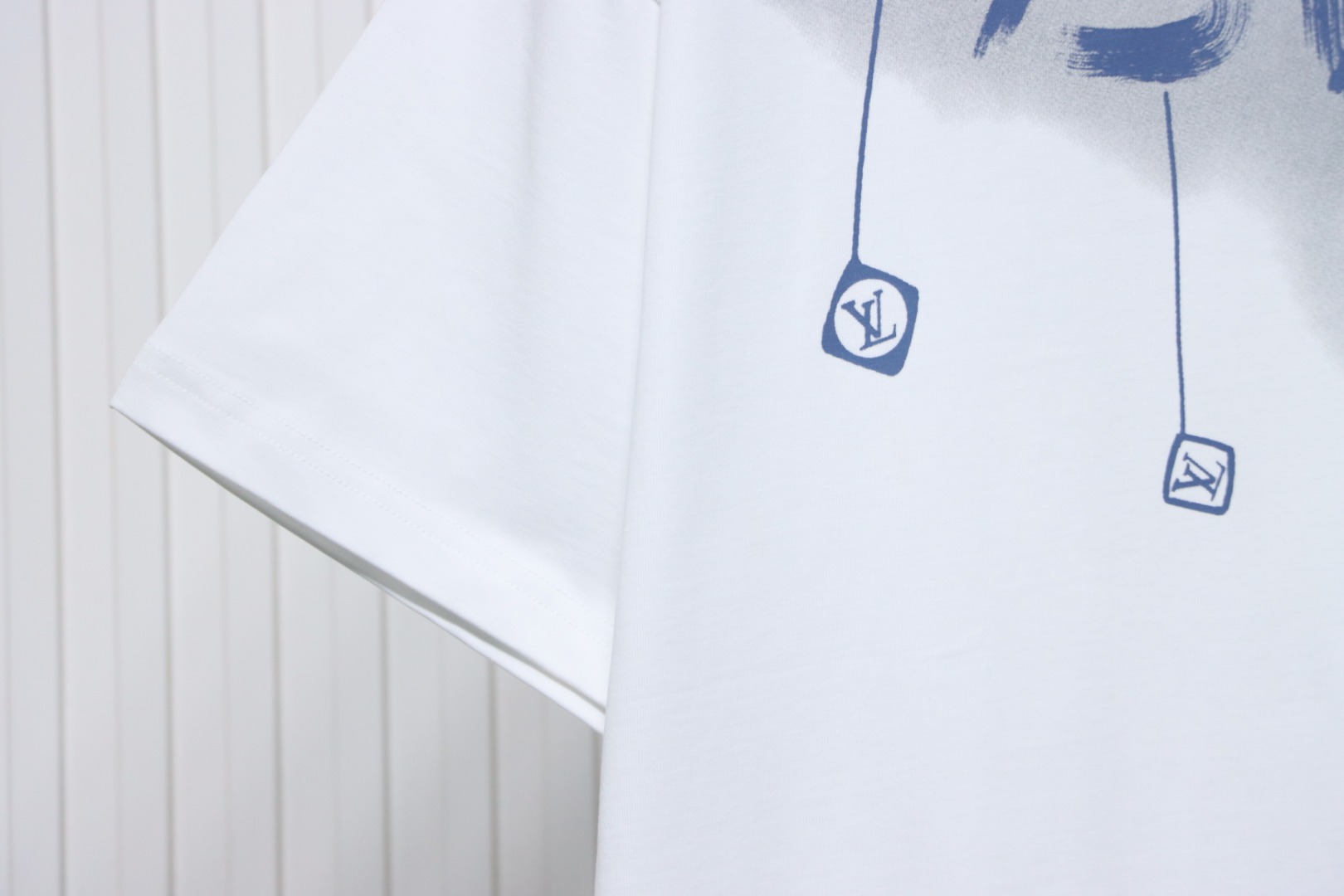 Louis Vuitton 25ss LV collar graffiti letter print large logo short sleeve T-shirt White