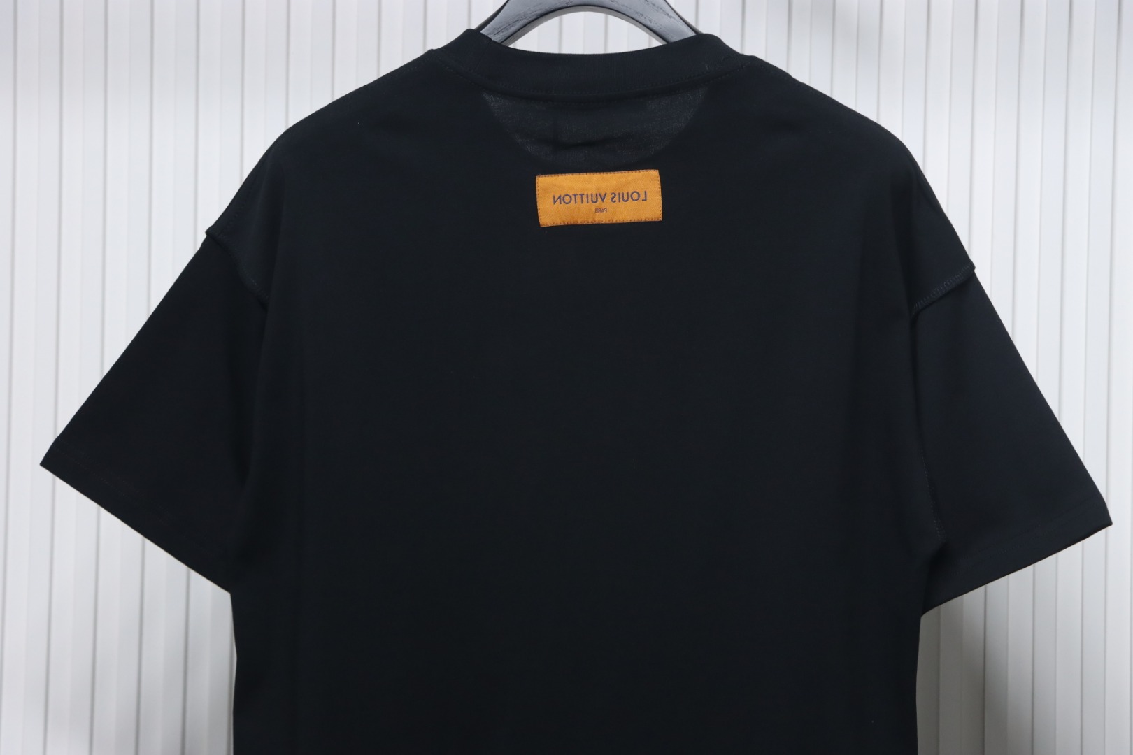 Louis Vuitton 25ss neckline graffiti letter print large logo short sleeve T-shirt black