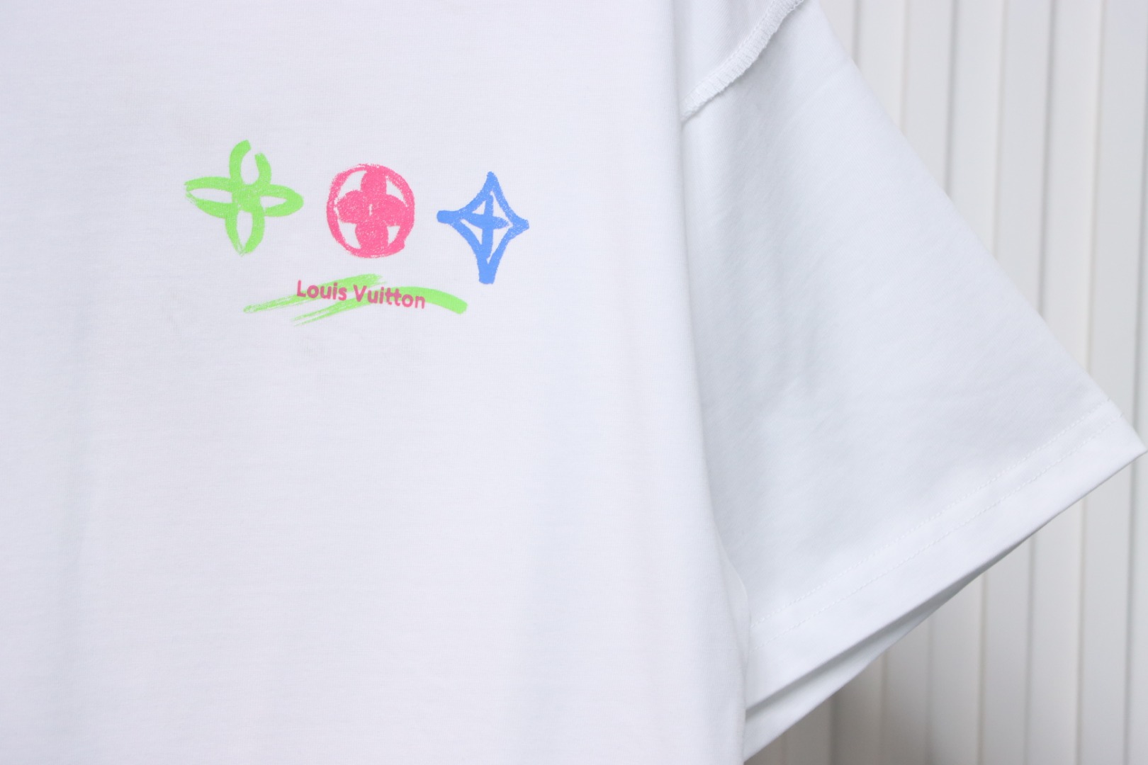 Louis Vuitton 25ss painted graffiti large logo print short sleeve T-shirt White