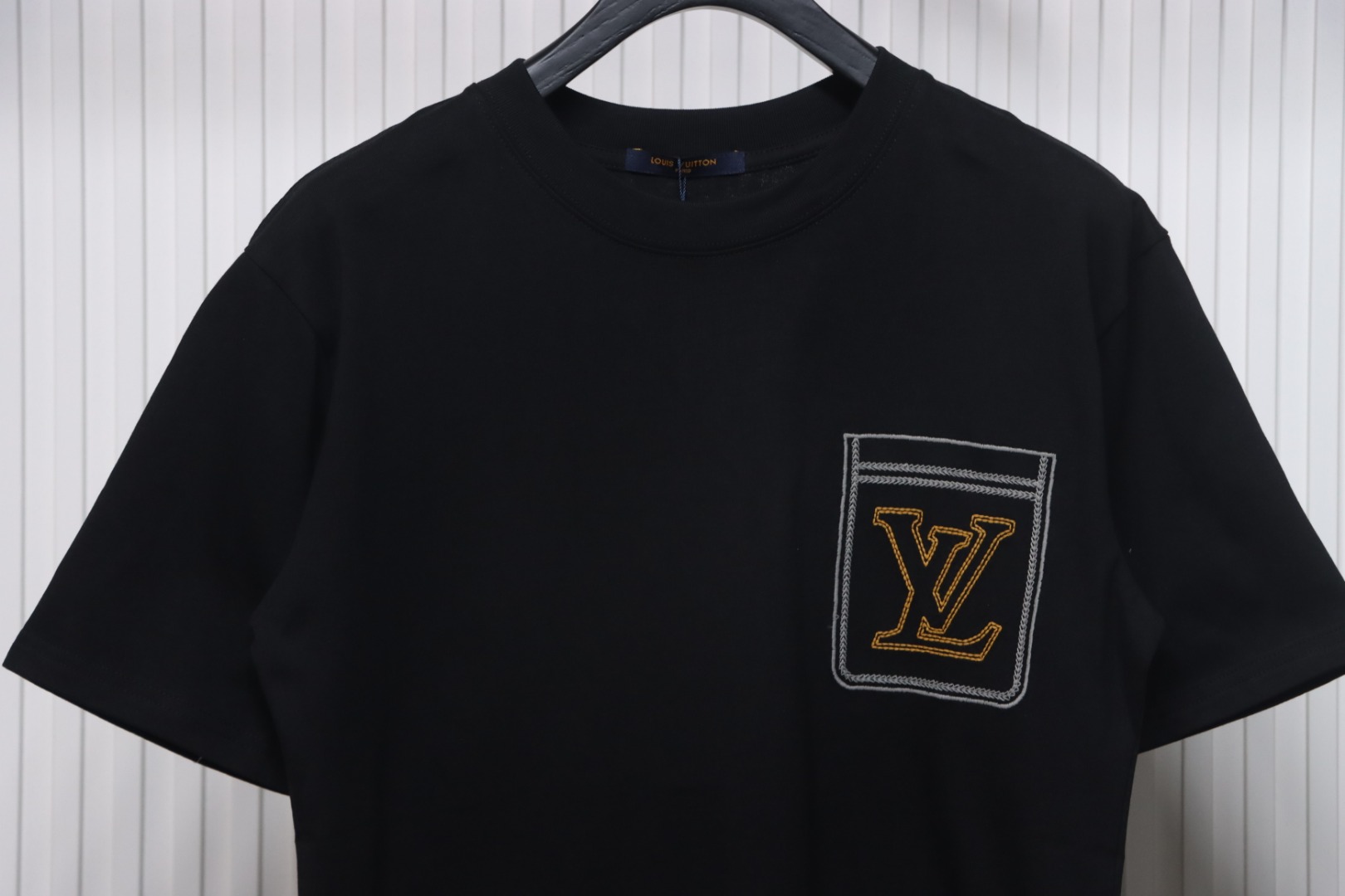 Louis Vuitton 25ss Pocket Old Flower Line Embroidery Short Sleeve black