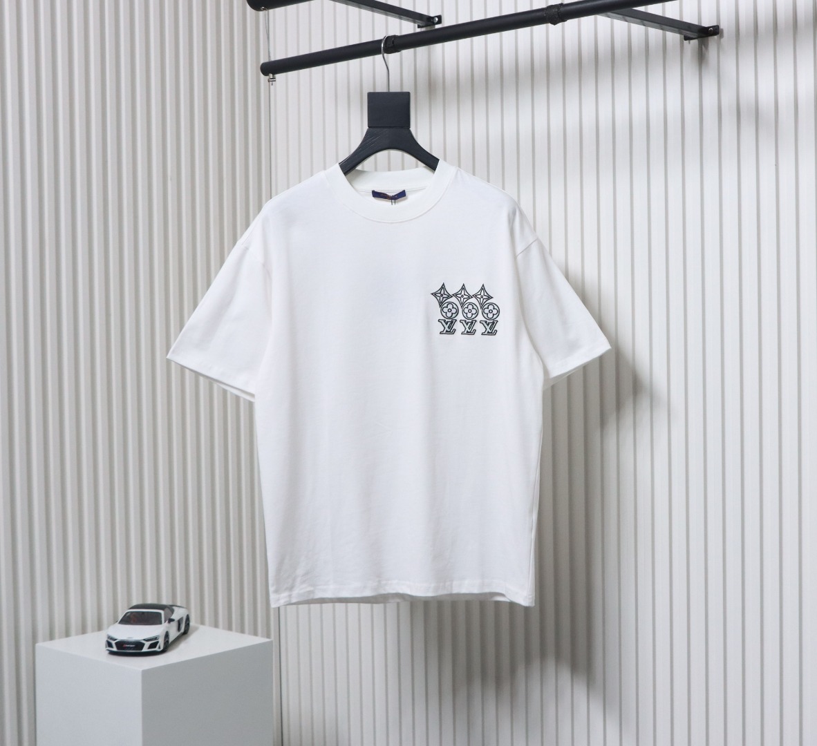 Louis Vuitton 25ss three flower embroidered lettering short-sleeved T-shirt White