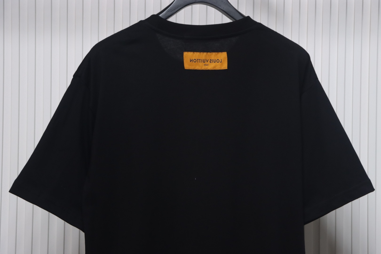 Louis Vuitton ✖ Pharrell joint handmade pearl embroidered short-sleeved T-shirt black