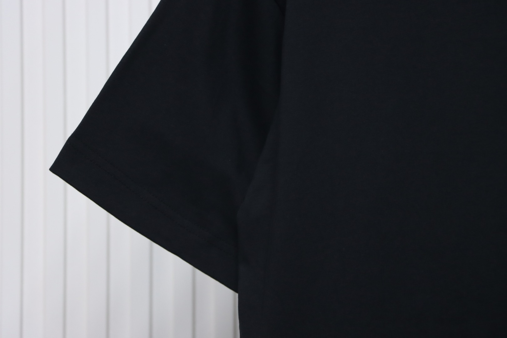 Louis Vuitton Colorful Gradient Logo Toothbrush Embroidered Short Sleeve T-shirt Black