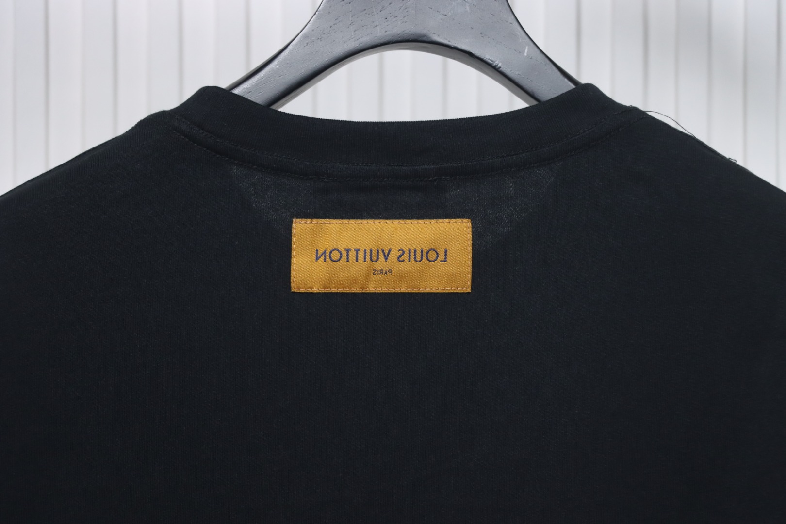 Louis Vuitton Colorful Gradient Logo Toothbrush Embroidered Short Sleeve T-shirt Black