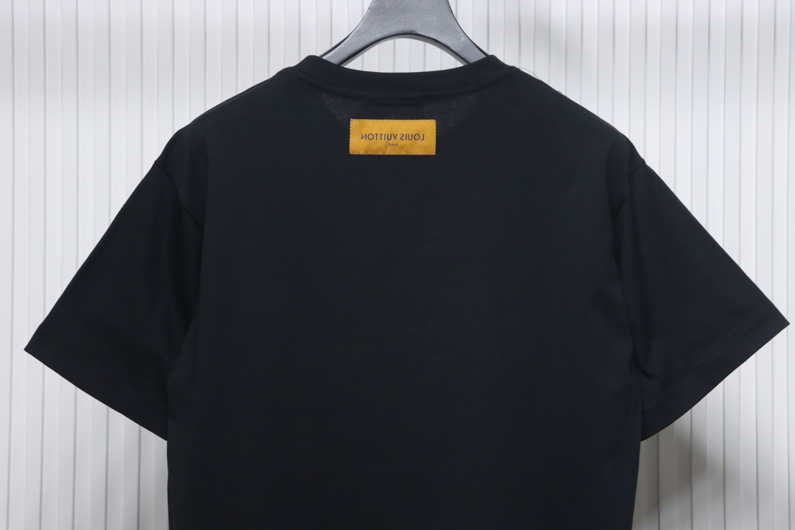 Louis Vuitton Colorful Gradient Logo Toothbrush Embroidered Short Sleeve T-shirt Black