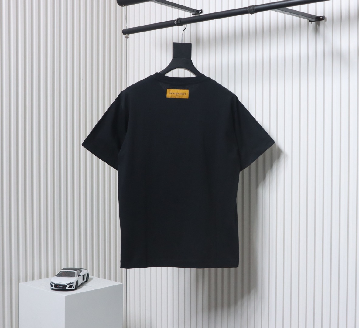 Louis Vuitton Colorful Gradient Logo Toothbrush Embroidered Short Sleeve T-shirt Black