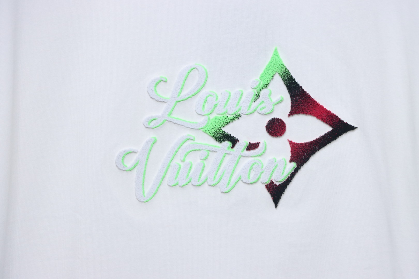 Louis Vuitton Colorful Gradient Logo Toothbrush Embroidered Short Sleeve T-shirt White