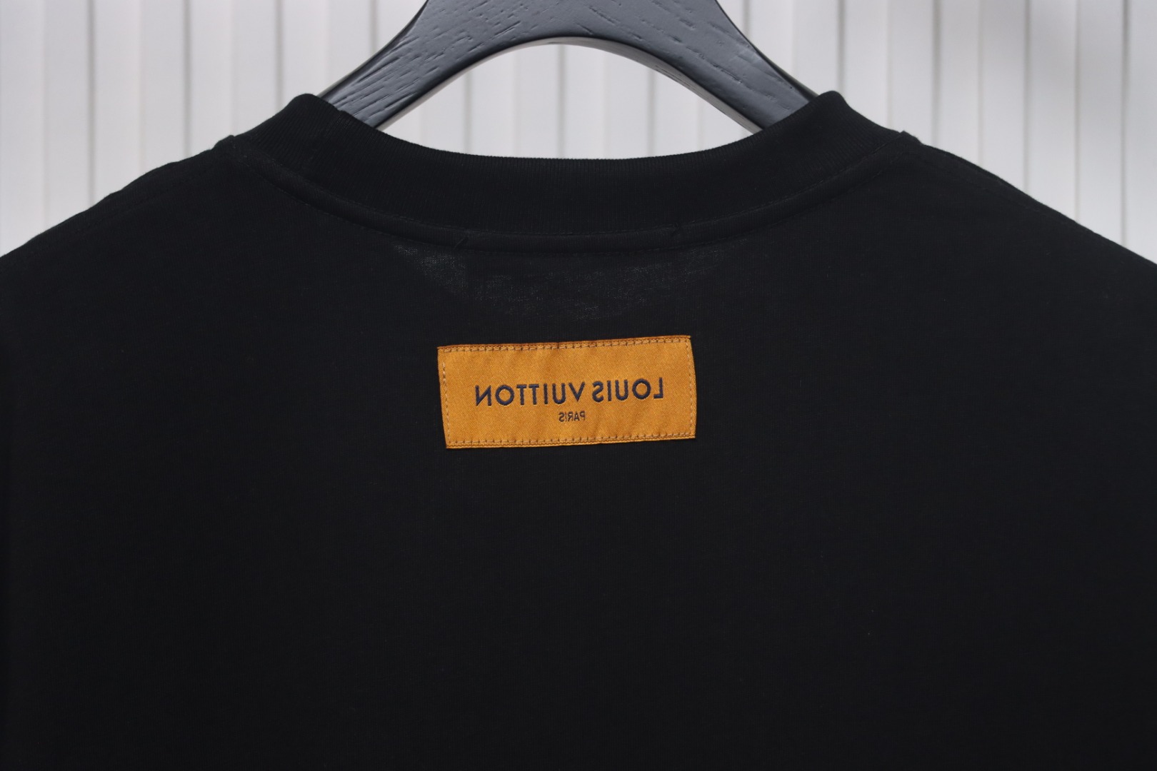 Louis Vuitton colorful letter logo print short sleeve black